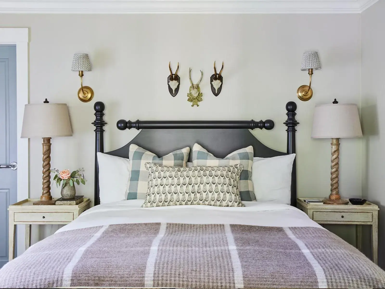 Deluxe Queen Room in The White Barn Inn & Spa, Auberge Resorts Collection Deluxe Queen Room in The White Barn Inn & Spa, Auberge Resorts Collection