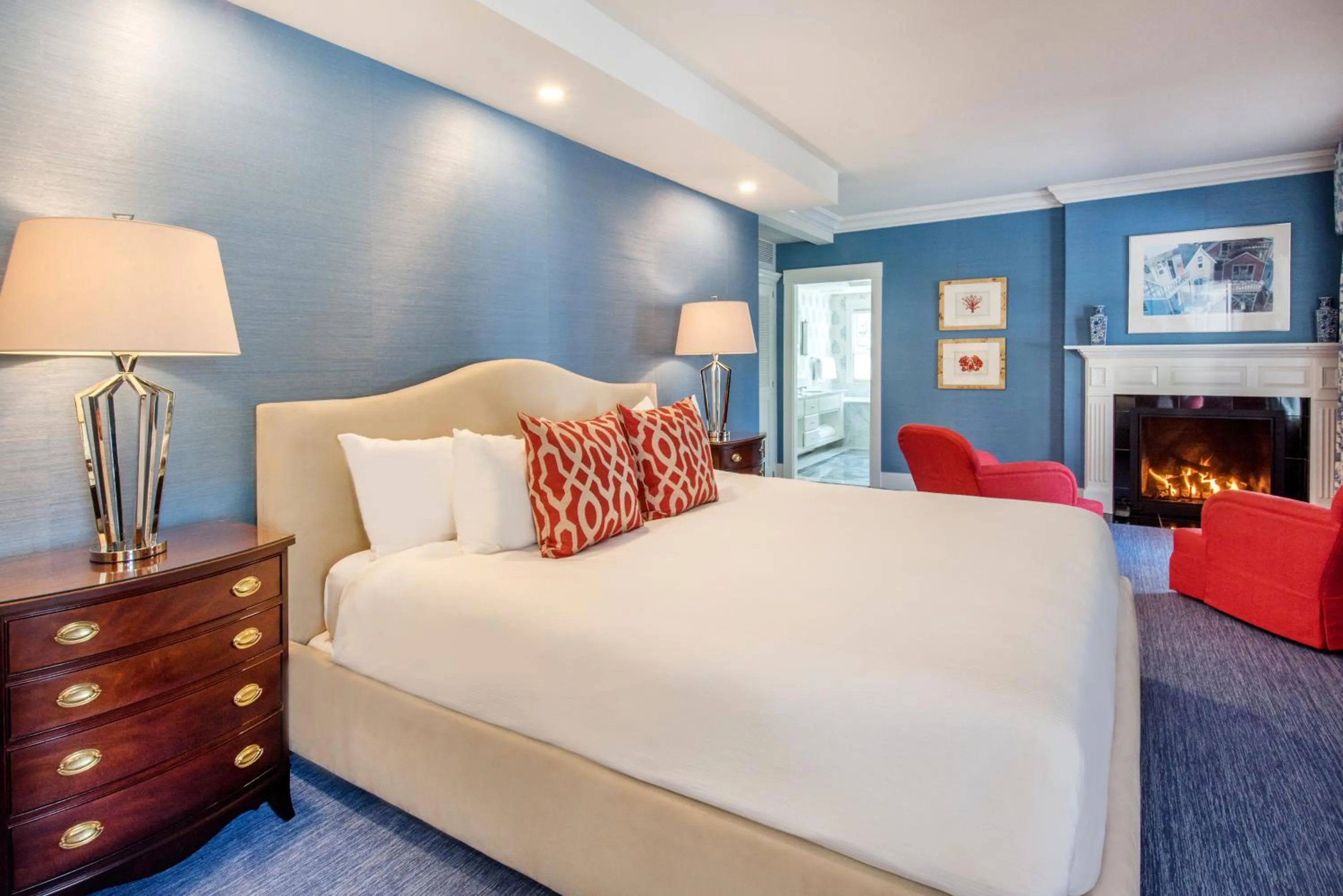 Bed in The White Barn Inn & Spa, Auberge Collection