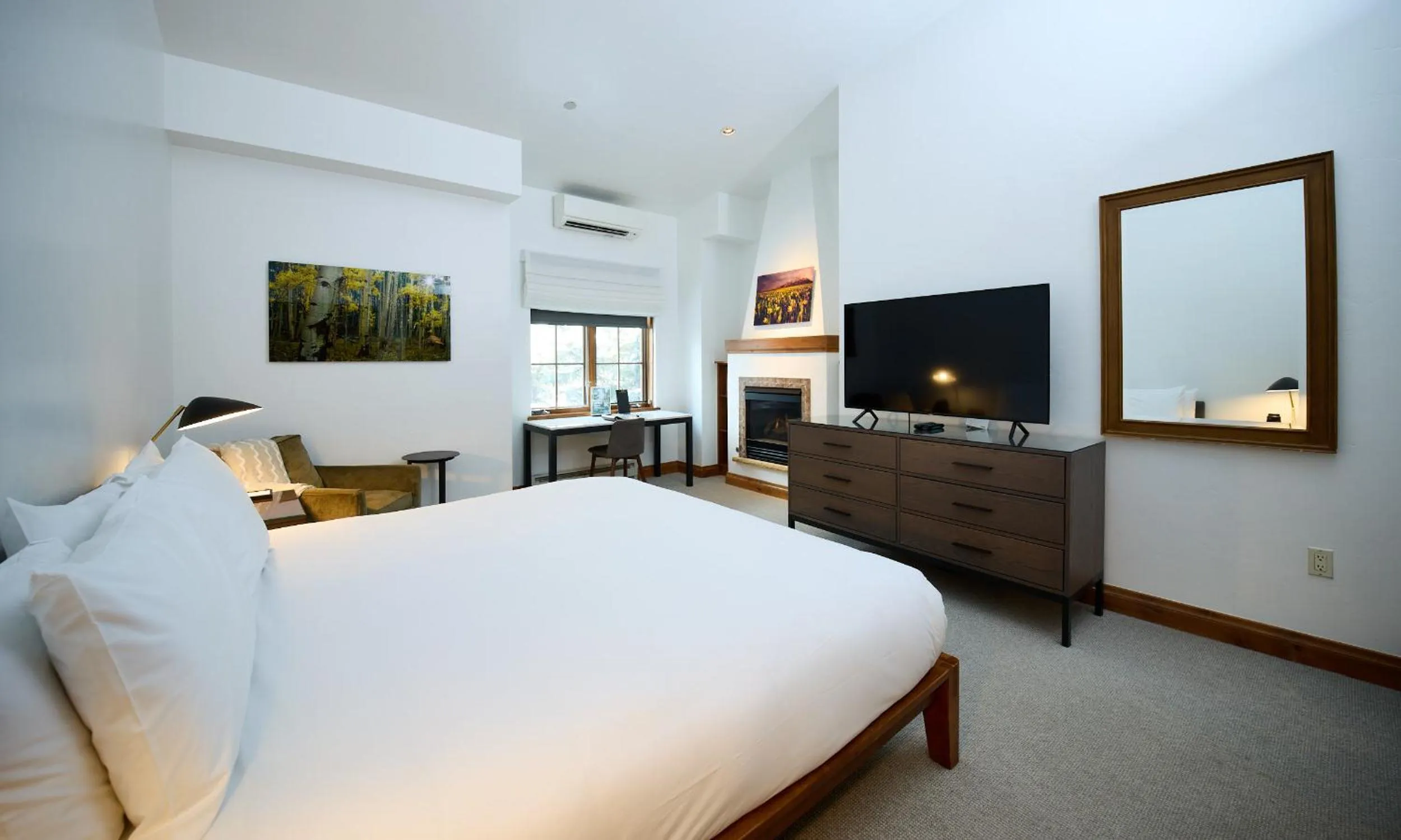 Bedroom, Bed in Gravity Haus Vail