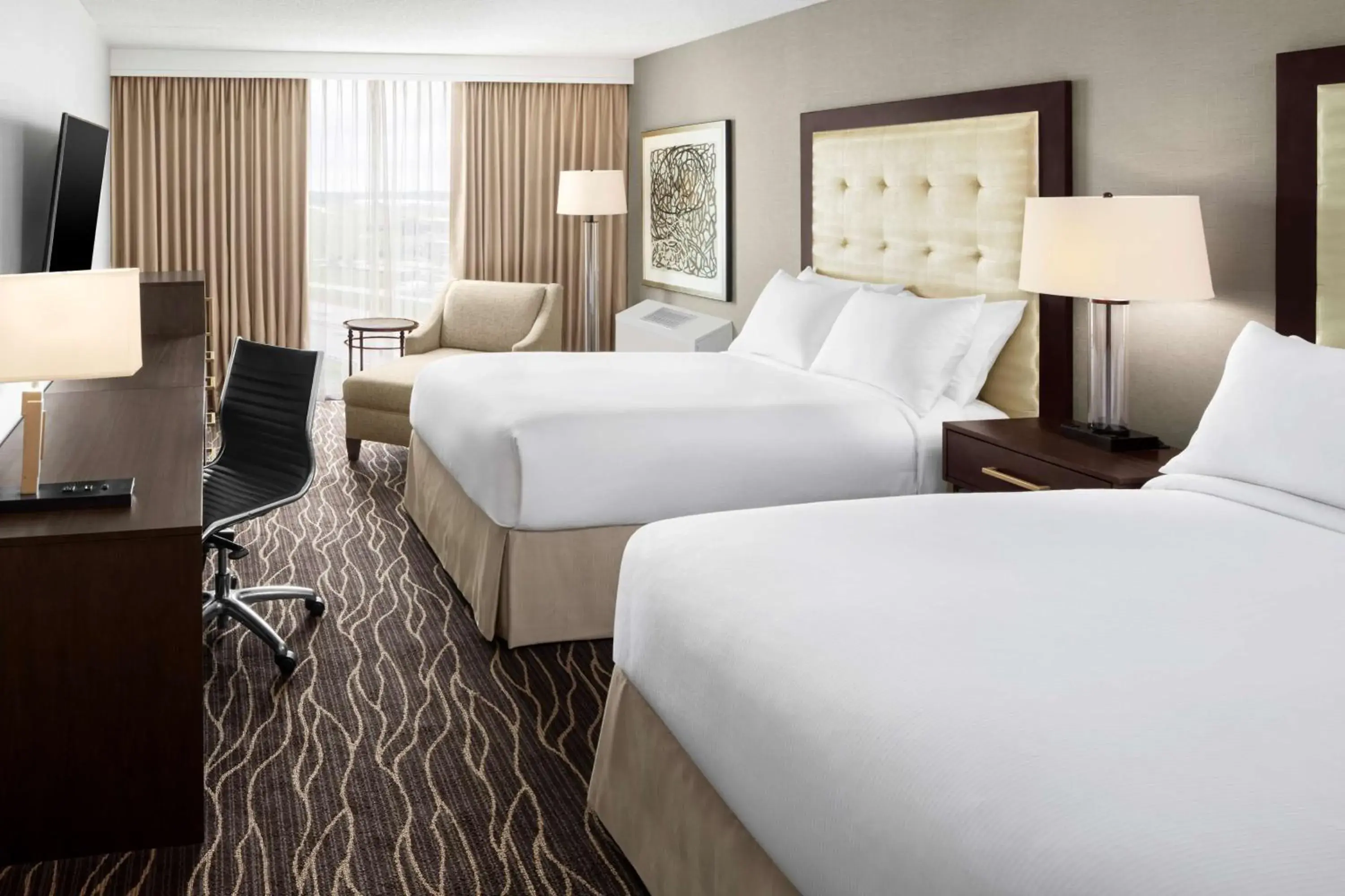 Double Room with Two Double Beds in Hilton Kansas City Airport Double Room with Two Double Beds in Hilton Kansas City Airport