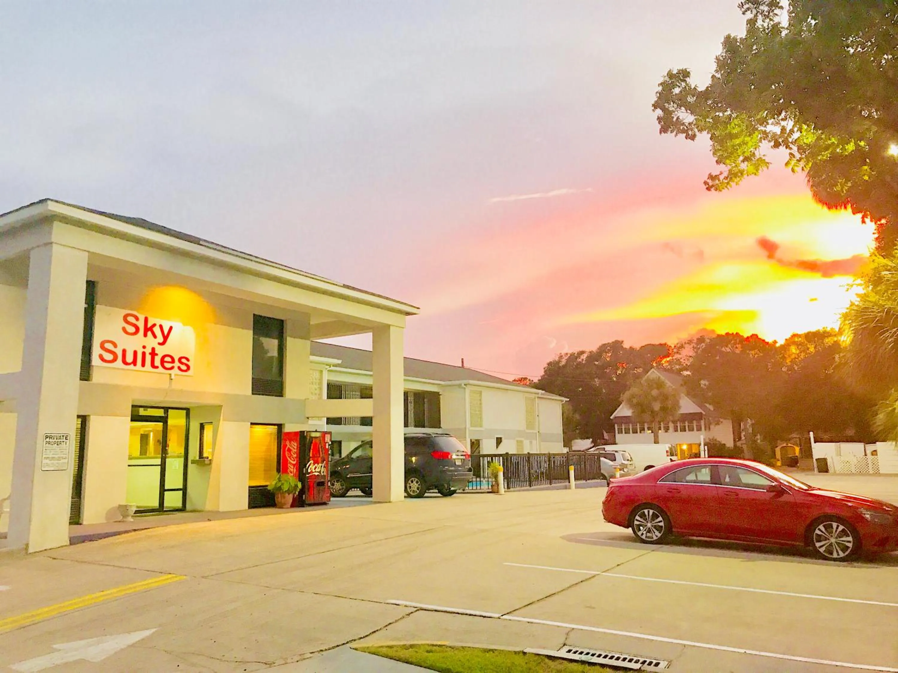 Facade/entrance in Sky Suites