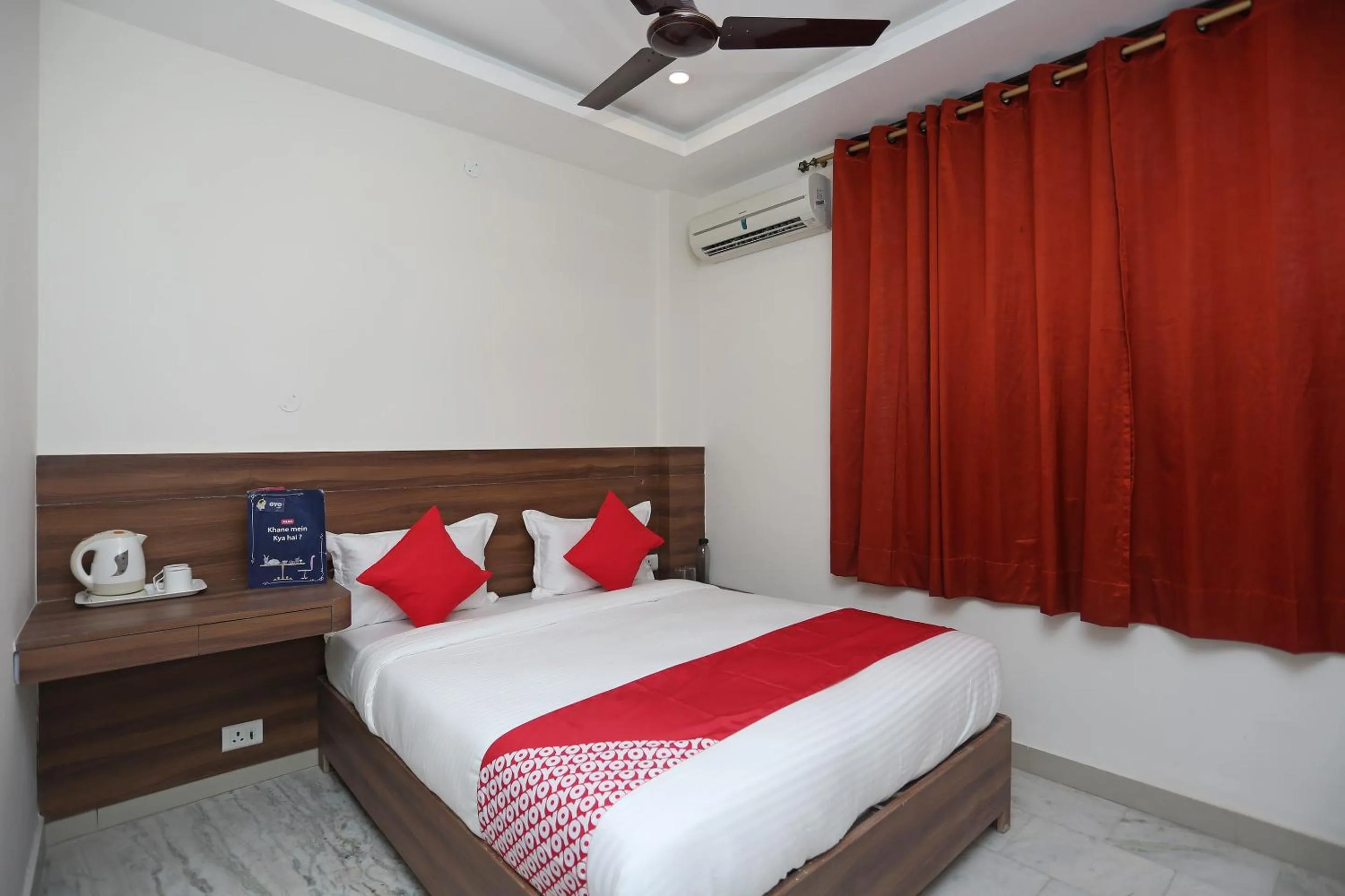 Bedroom, Bed in Hotel O Tulip Inn