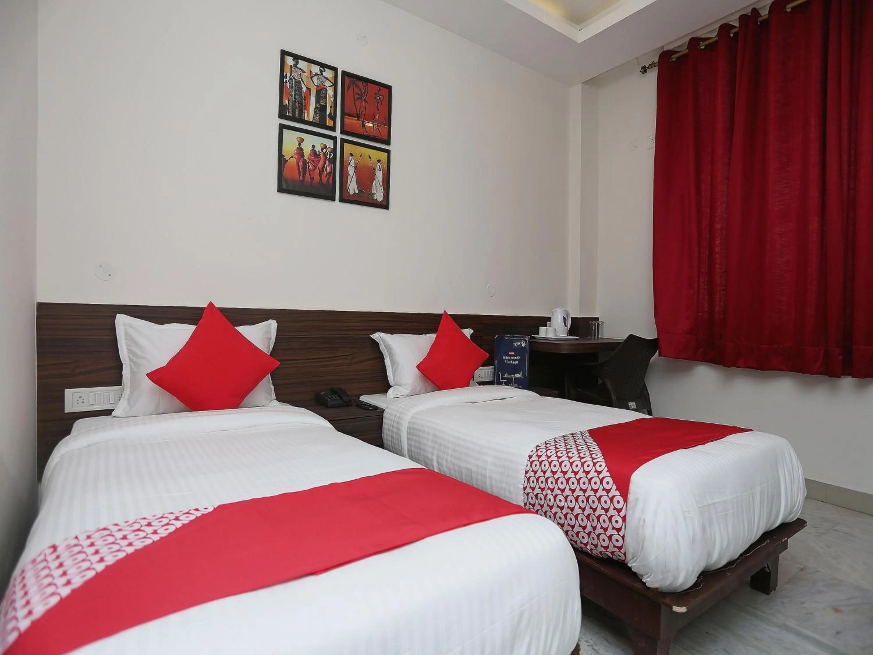 Bedroom, Bed in Hotel O Tulip Inn