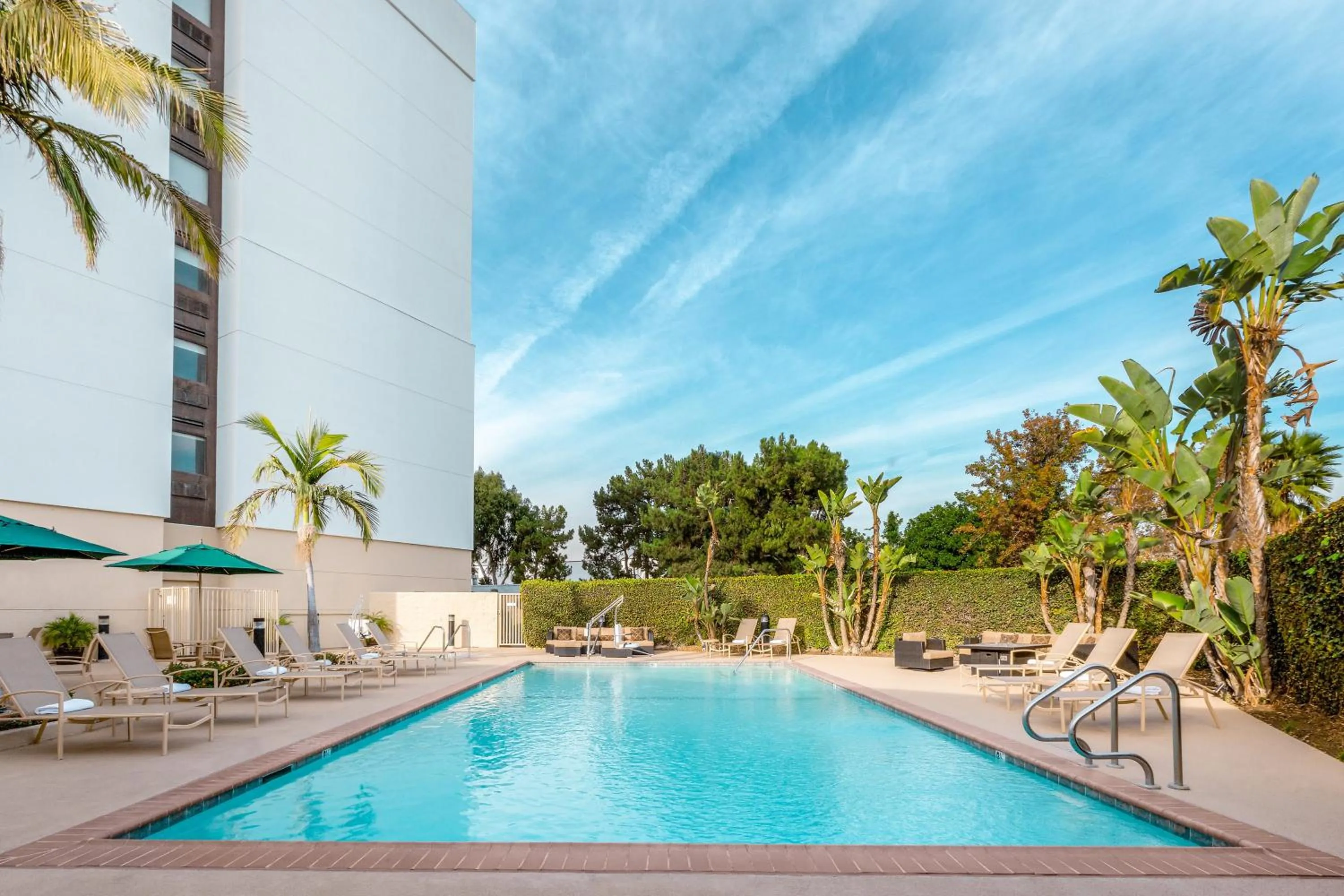 Swimming pool in Holiday Inn La Mirada Buena Park by IHG