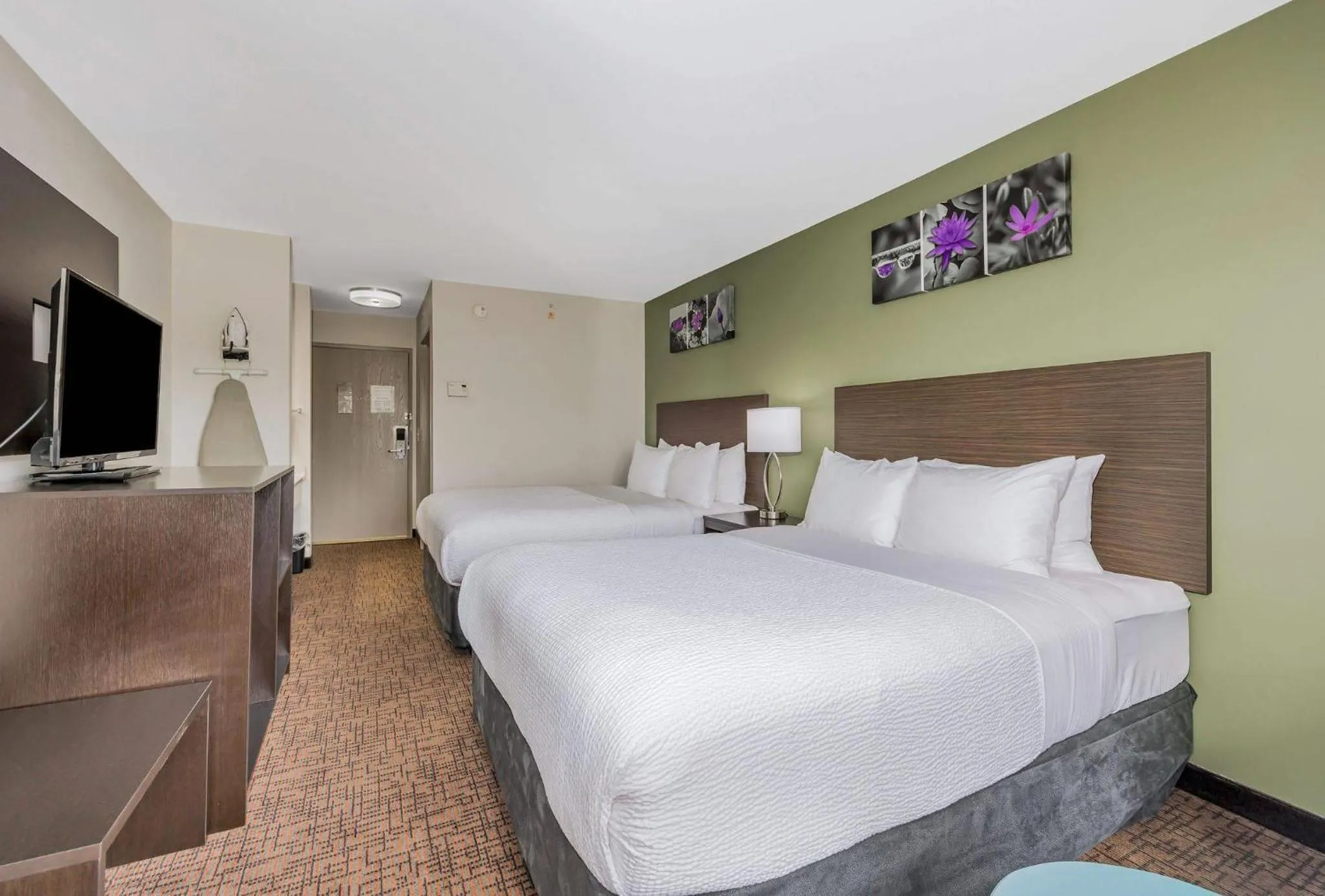 Bedroom, Bed in College Inn