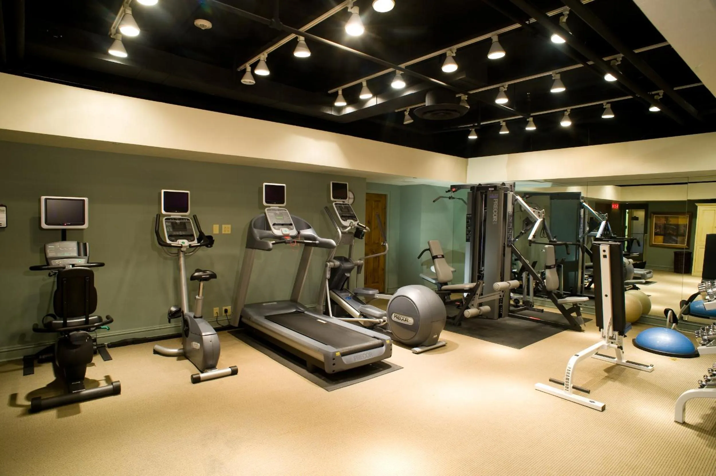 Fitness centre/facilities in Vail's Mountain Haus at the Covered Bridge