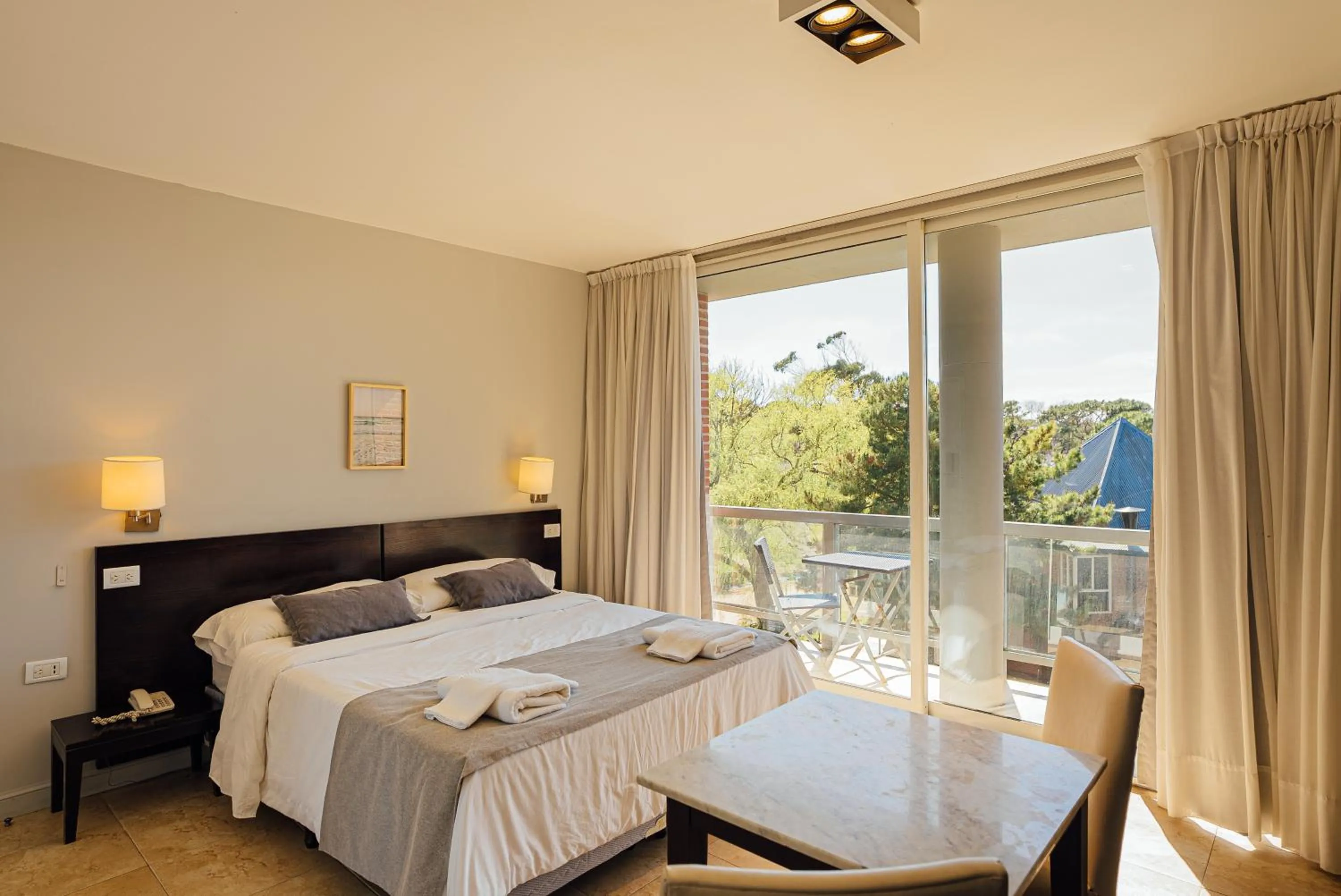 Photo of the whole room, Bed in Destinar Apart