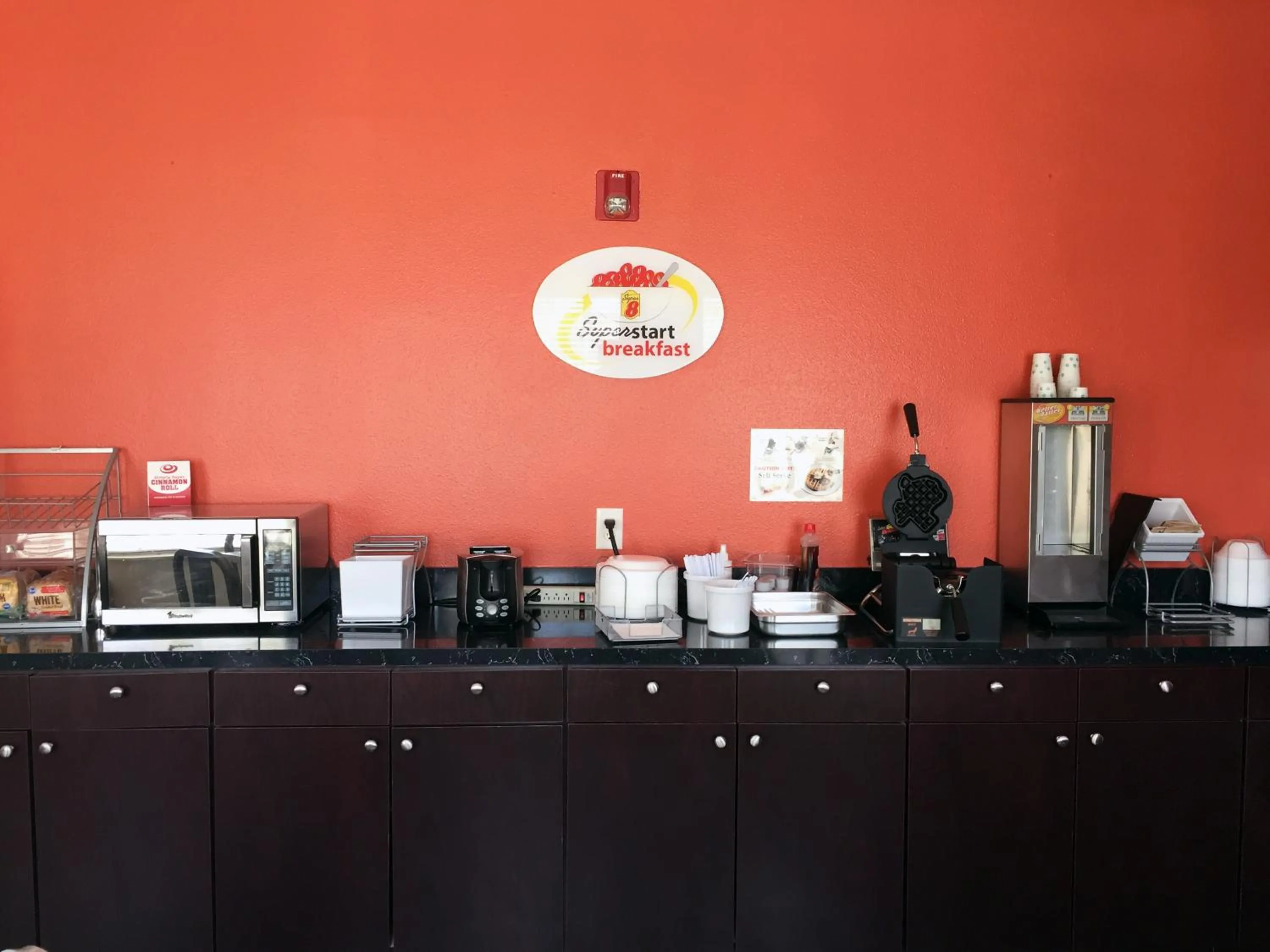 Continental breakfast in Super 8 by Wyndham Forney/East Dallas