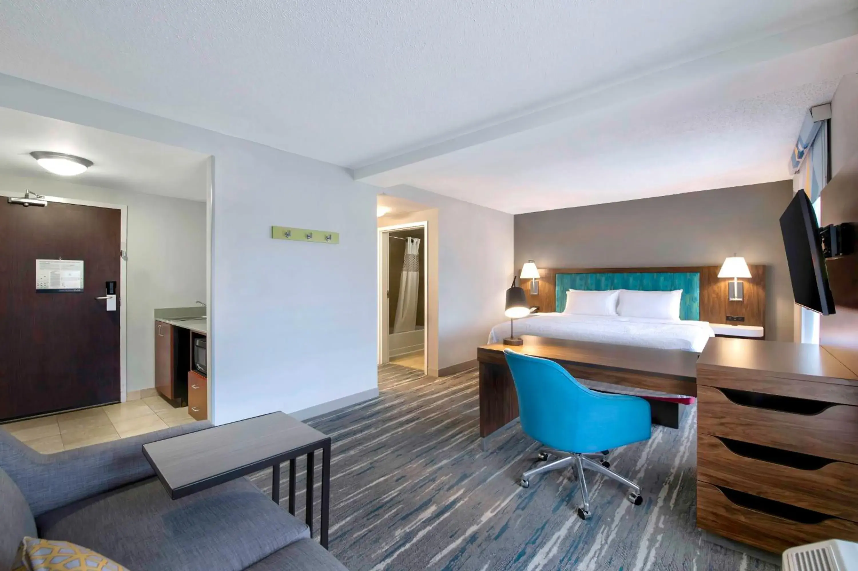 King Studio Suite - Mobility Access/Non-Smoking in Hampton Inn & Suites Jackson King Studio Suite - Mobility Access/Non-Smoking in Hampton Inn & Suites Jackson