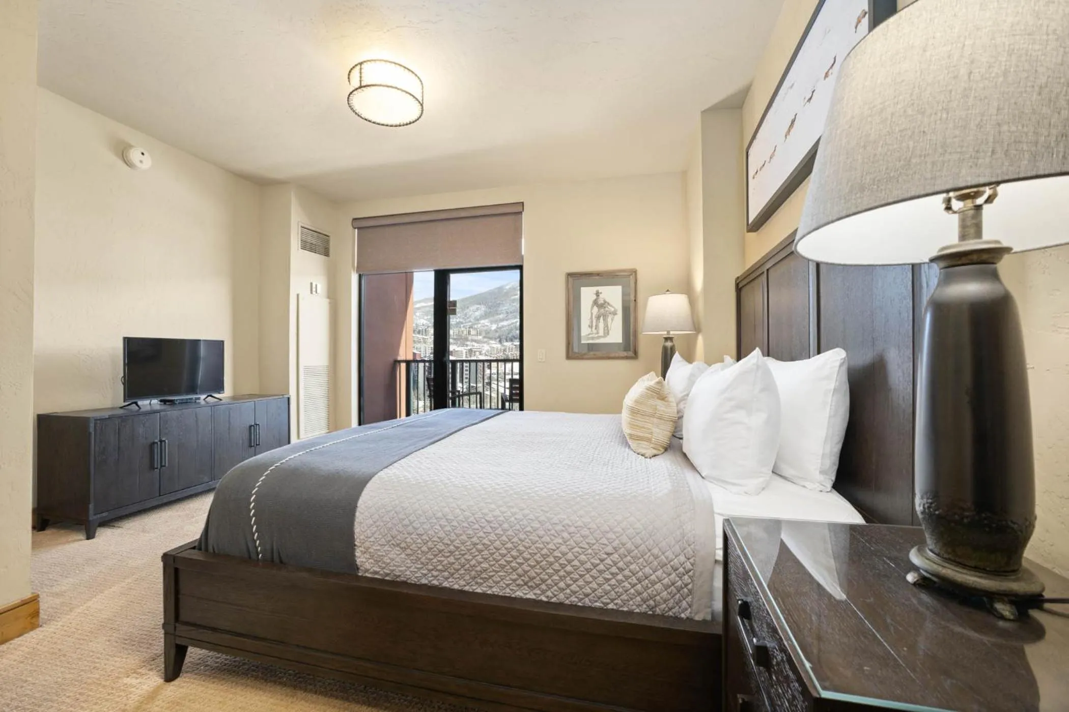 Bed in The Steamboat Grand