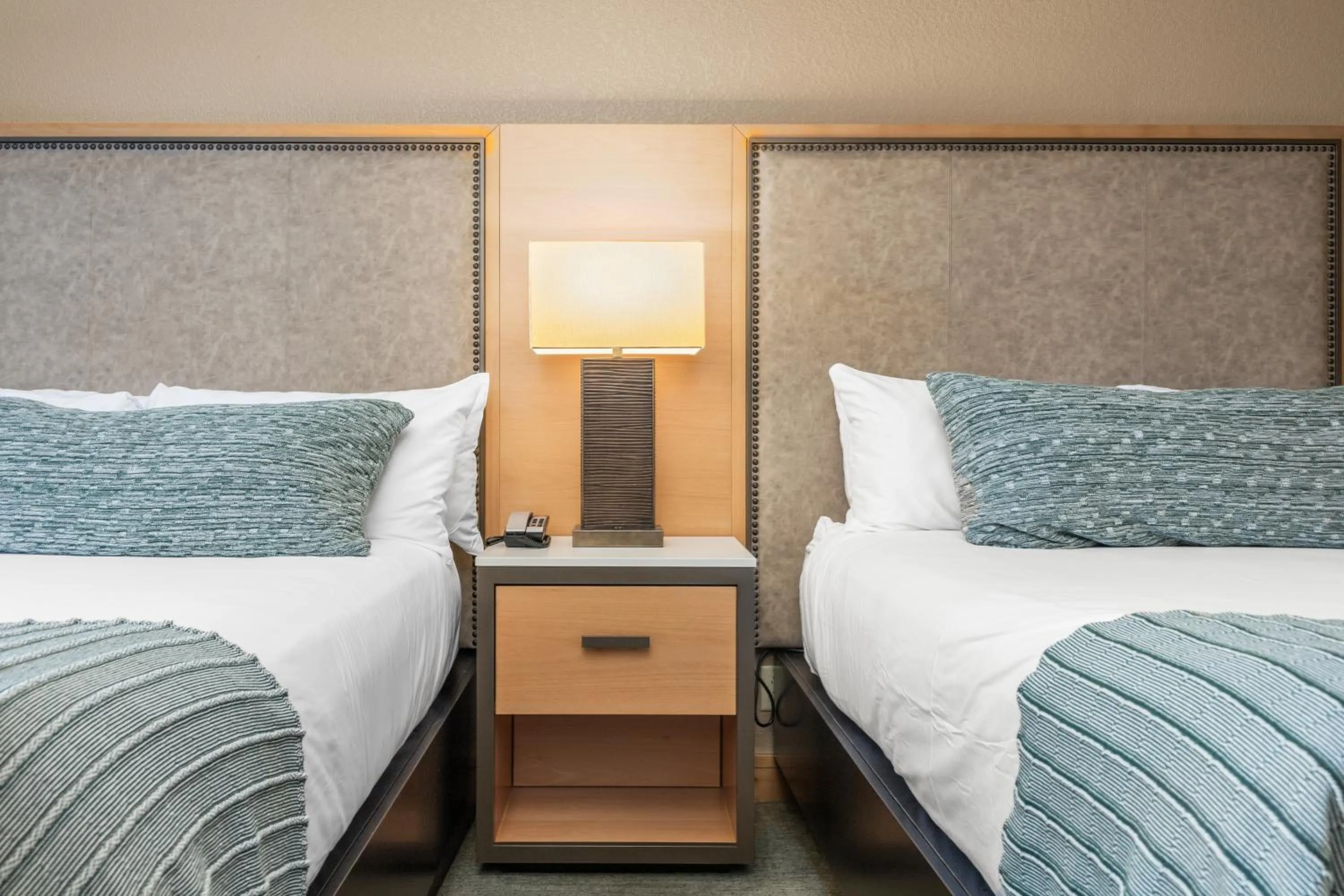 Bedroom, Bed in The Steamboat Grand