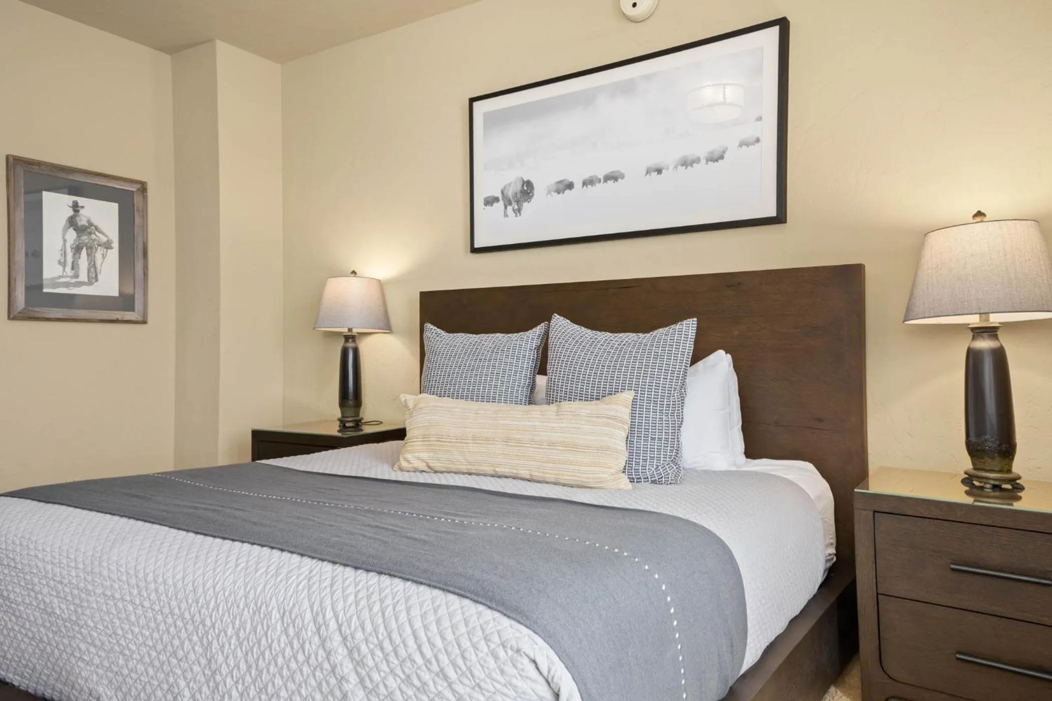 Bed in The Steamboat Grand