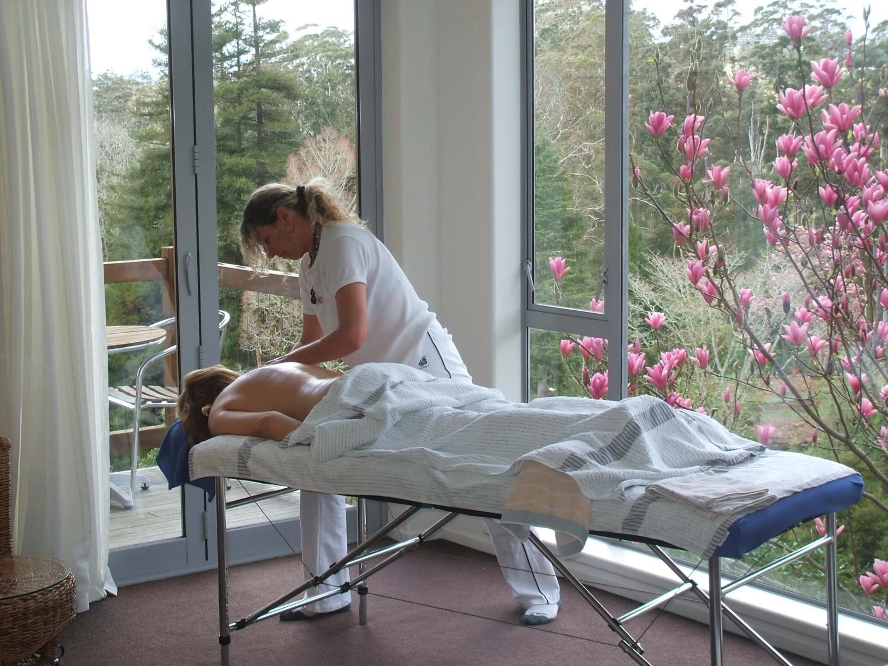 Massage in Stone Store Lodge