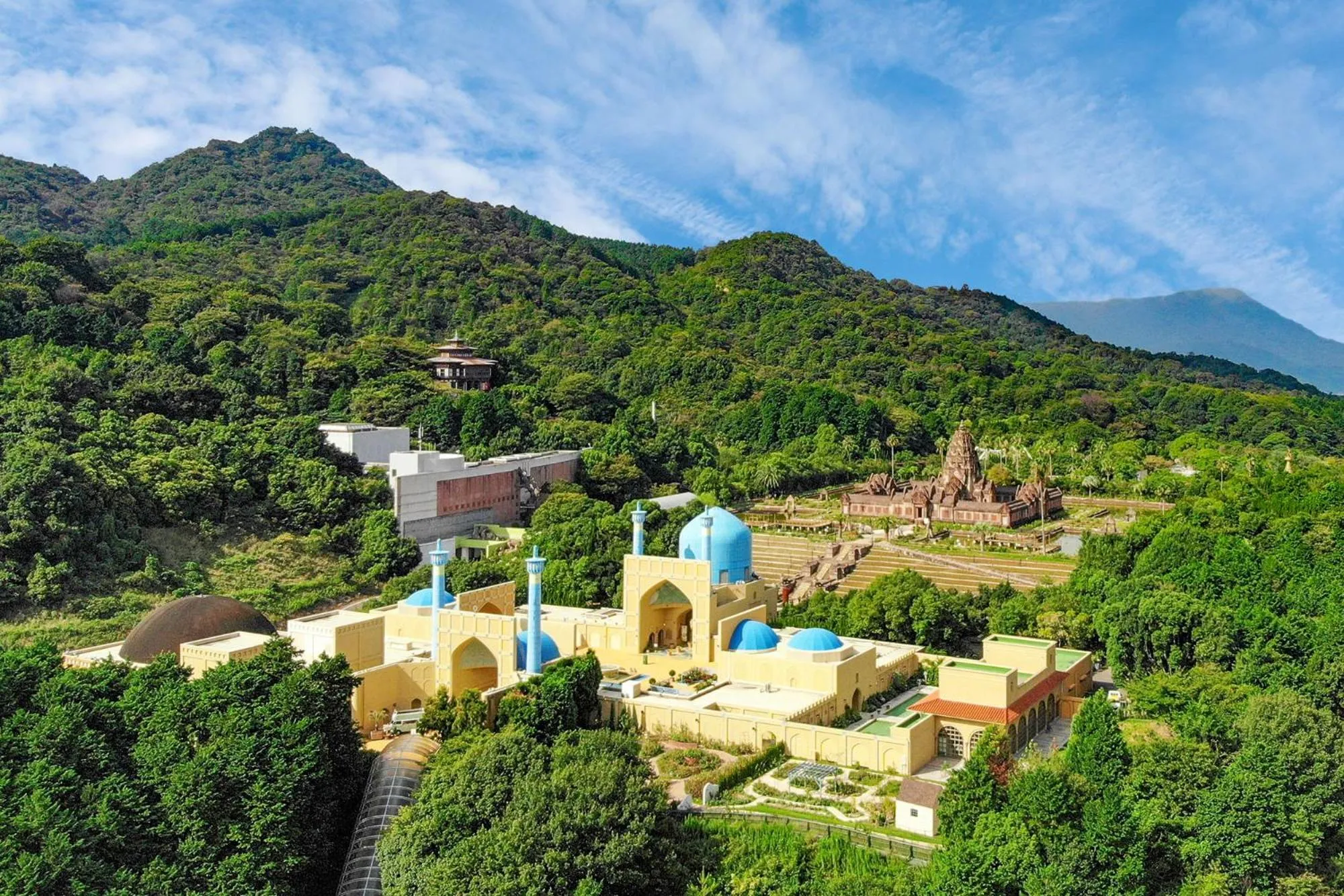 Nearby landmark in Ooedo Onsen Monogatari Hotel Reoma no Mori