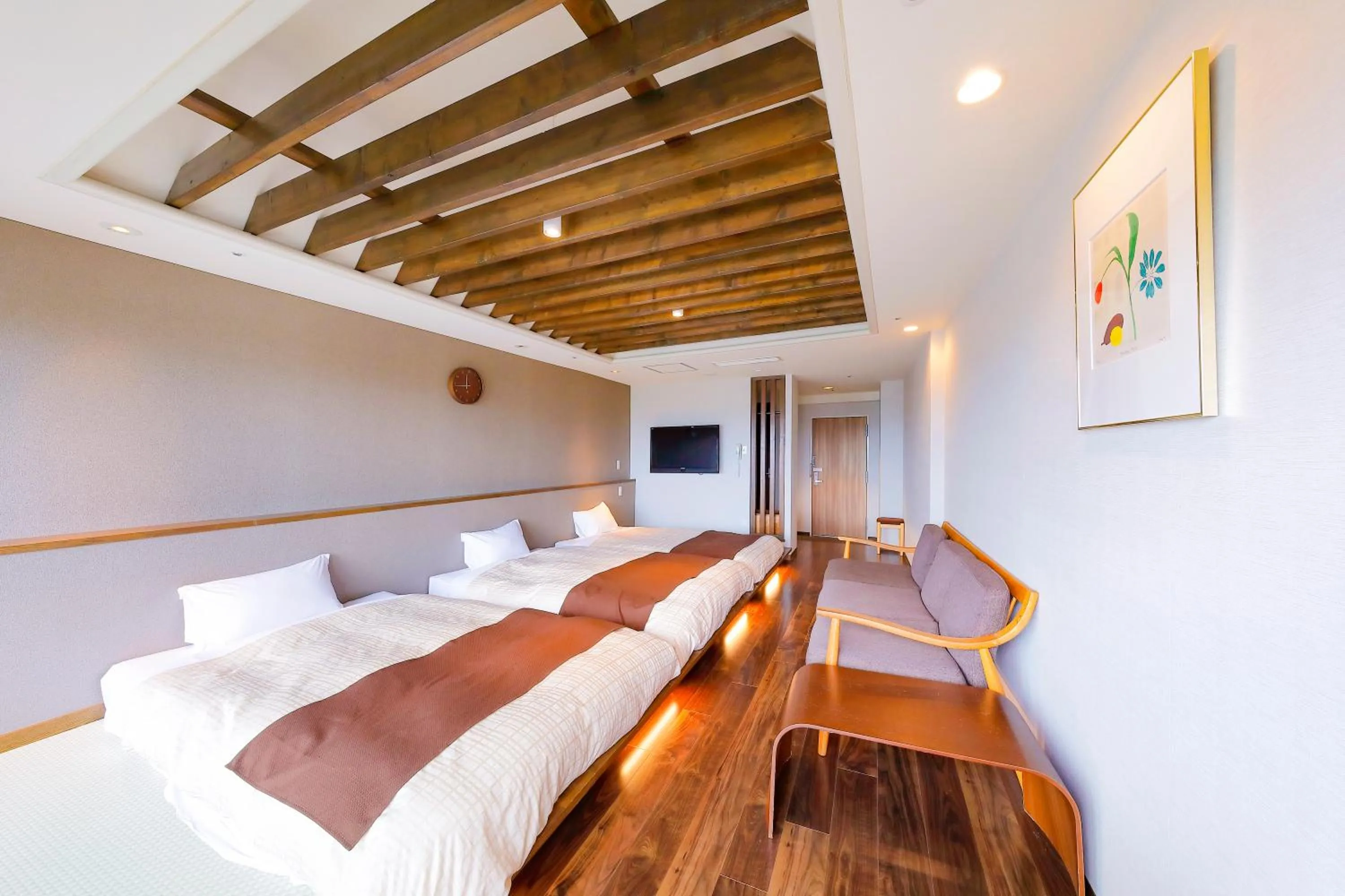 Photo of the whole room, Bed in Ooedo Onsen Monogatari Hotel Reoma no Mori