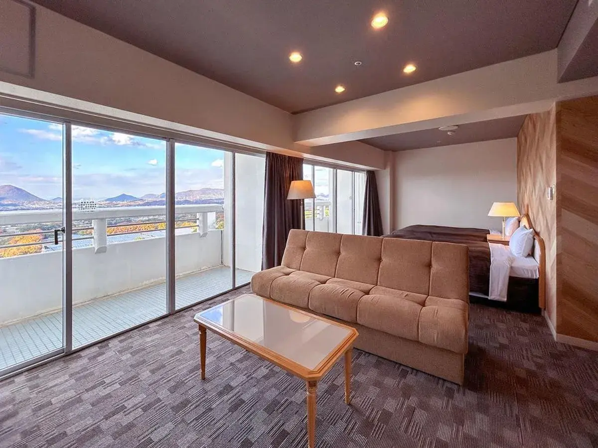 Superior Twin Room - single occupancy in Ooedo Onsen Monogatari Hotel Reoma no Mori Superior Twin Room - single occupancy in Ooedo Onsen Monogatari Hotel Reoma no Mori