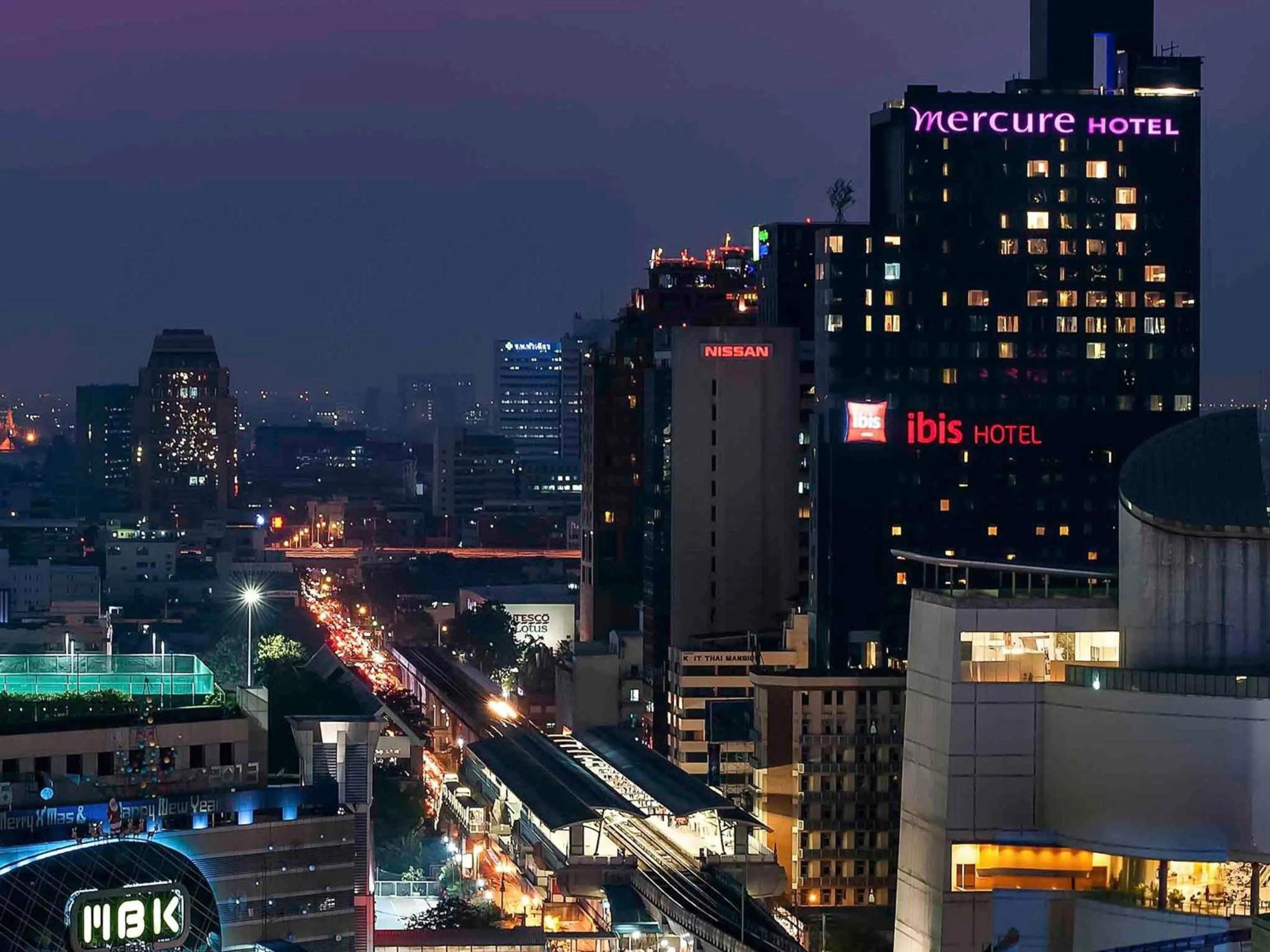 Property building in Mercure Bangkok Siam