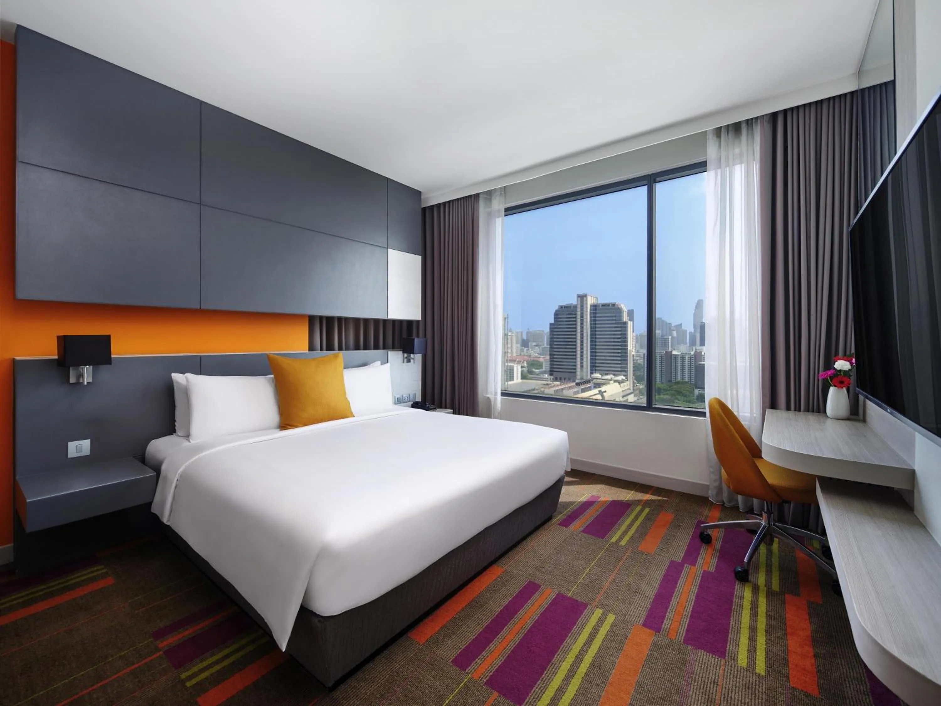 Bedroom, Bed in Mercure Bangkok Siam