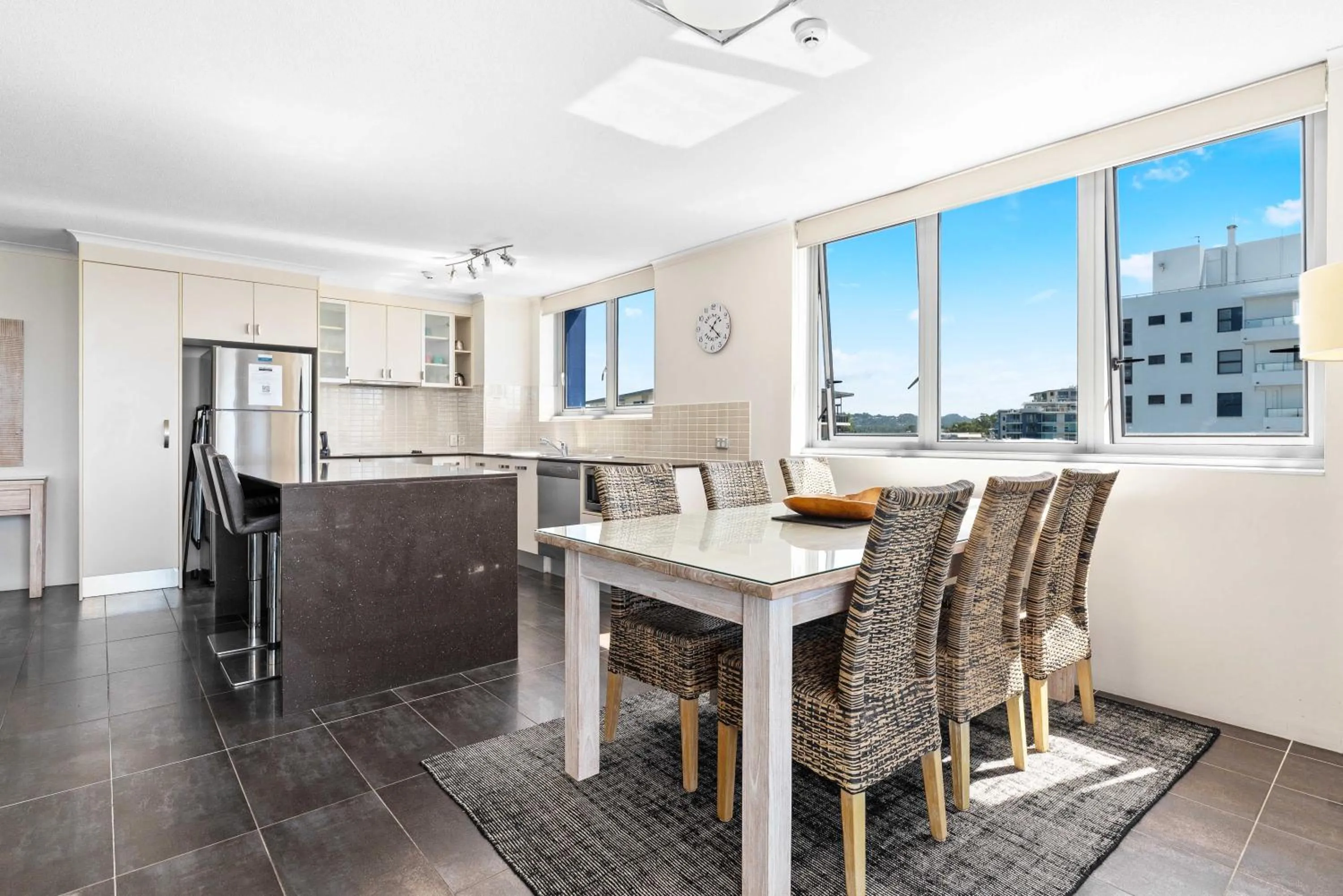 Kitchen or kitchenette in Northwind Beachfront Apartments