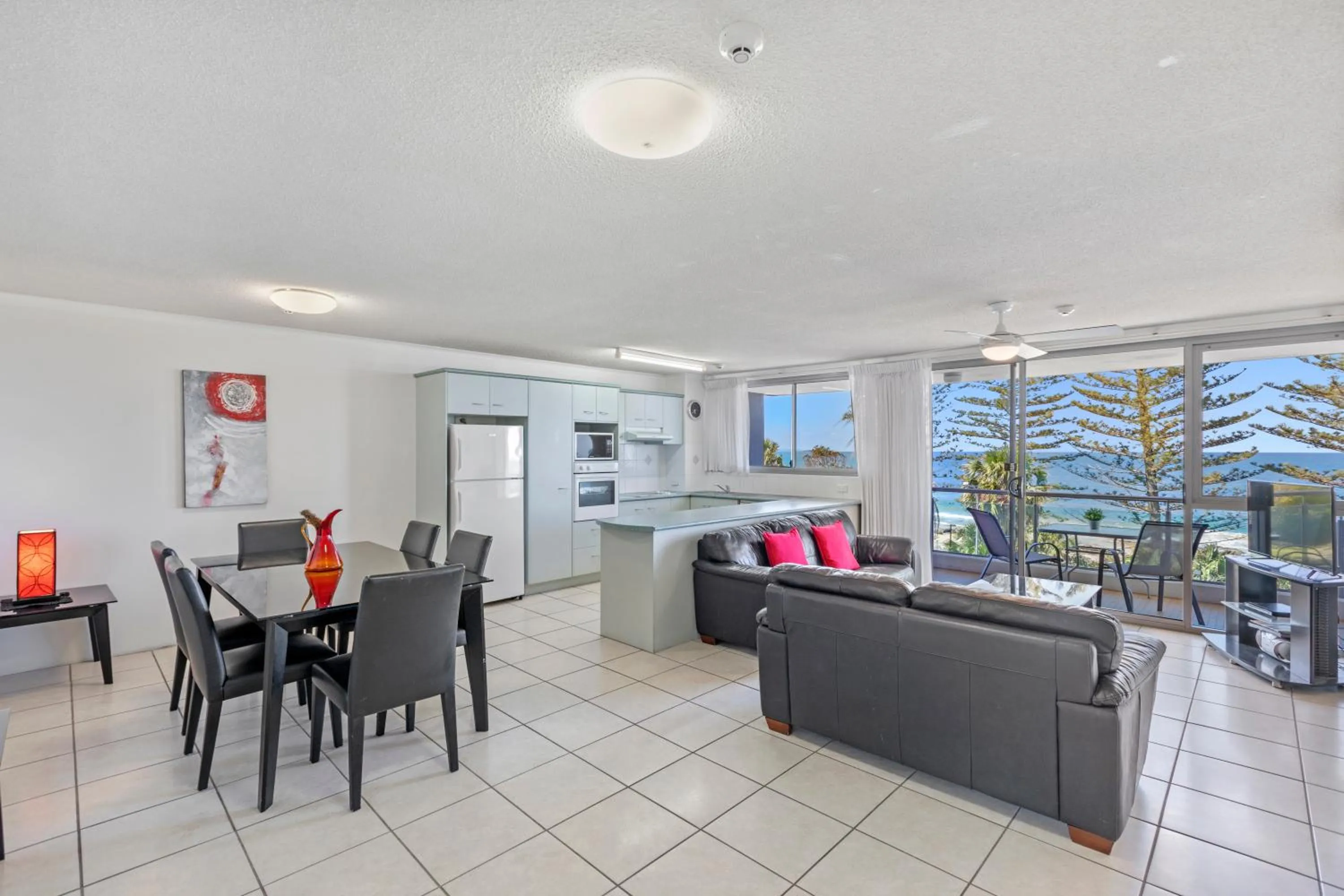 Living room in Northwind Beachfront Apartments