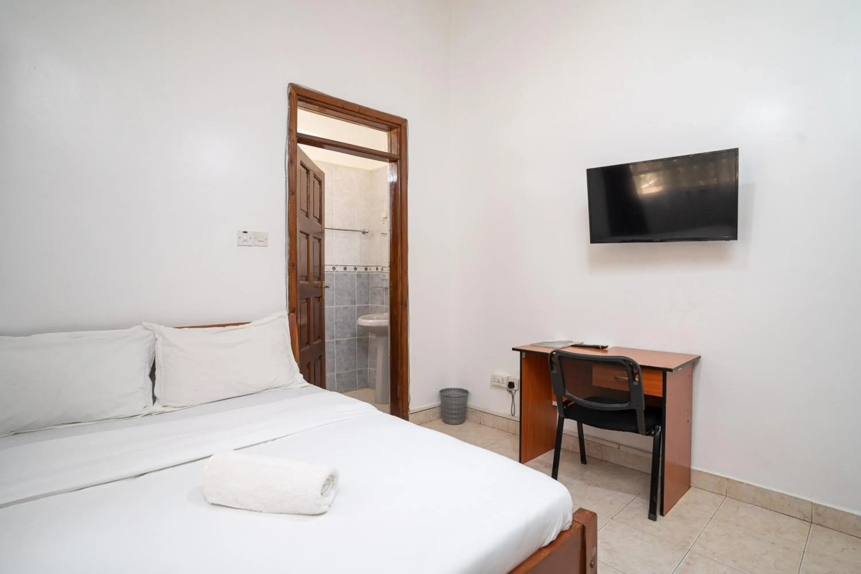 Standard King Room - single occupancy in Bonsai Villa Standard King Room - single occupancy in Bonsai Villa