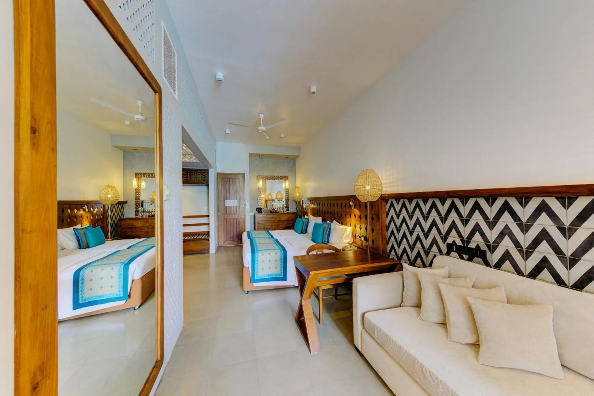 Bedroom, Bed in Cinnamon Bey Beruwala