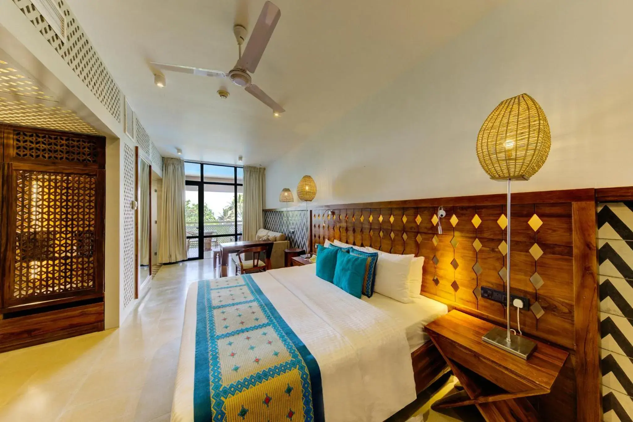 Superior Ocean View King - single occupancy - 15% discount on SPA in Cinnamon Bey Beruwala Superior Ocean View King - single occupancy - 15% discount on SPA in Cinnamon Bey Beruwala