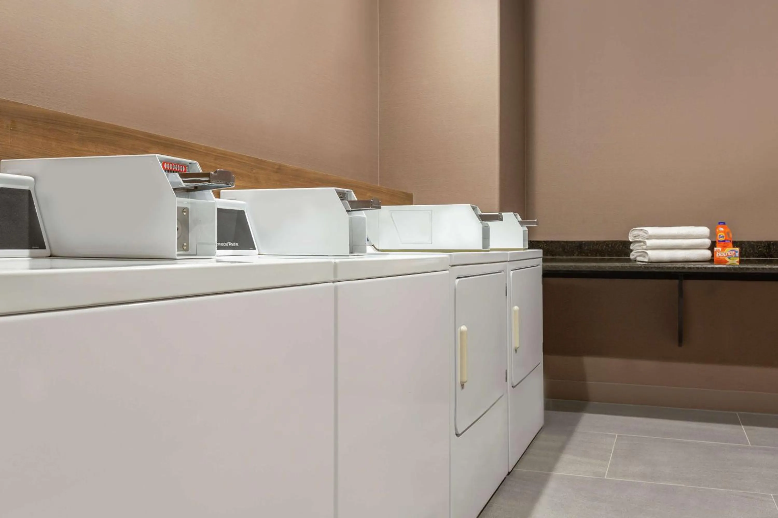 Property building in Hampton Inn & Suites Houston-Cypress Station