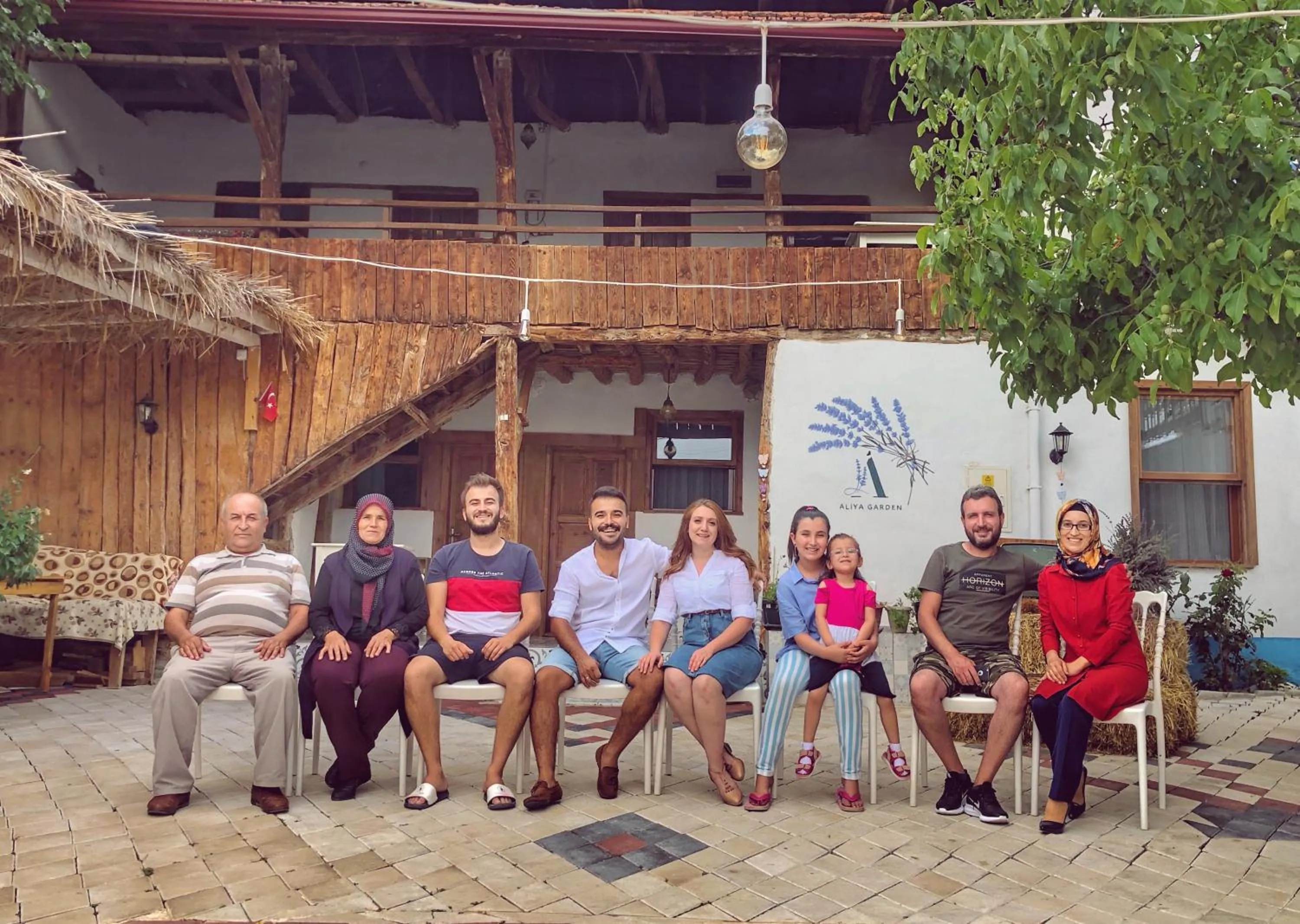 Family in Aliya Konak - Köy Evi ve Lezzetleri
