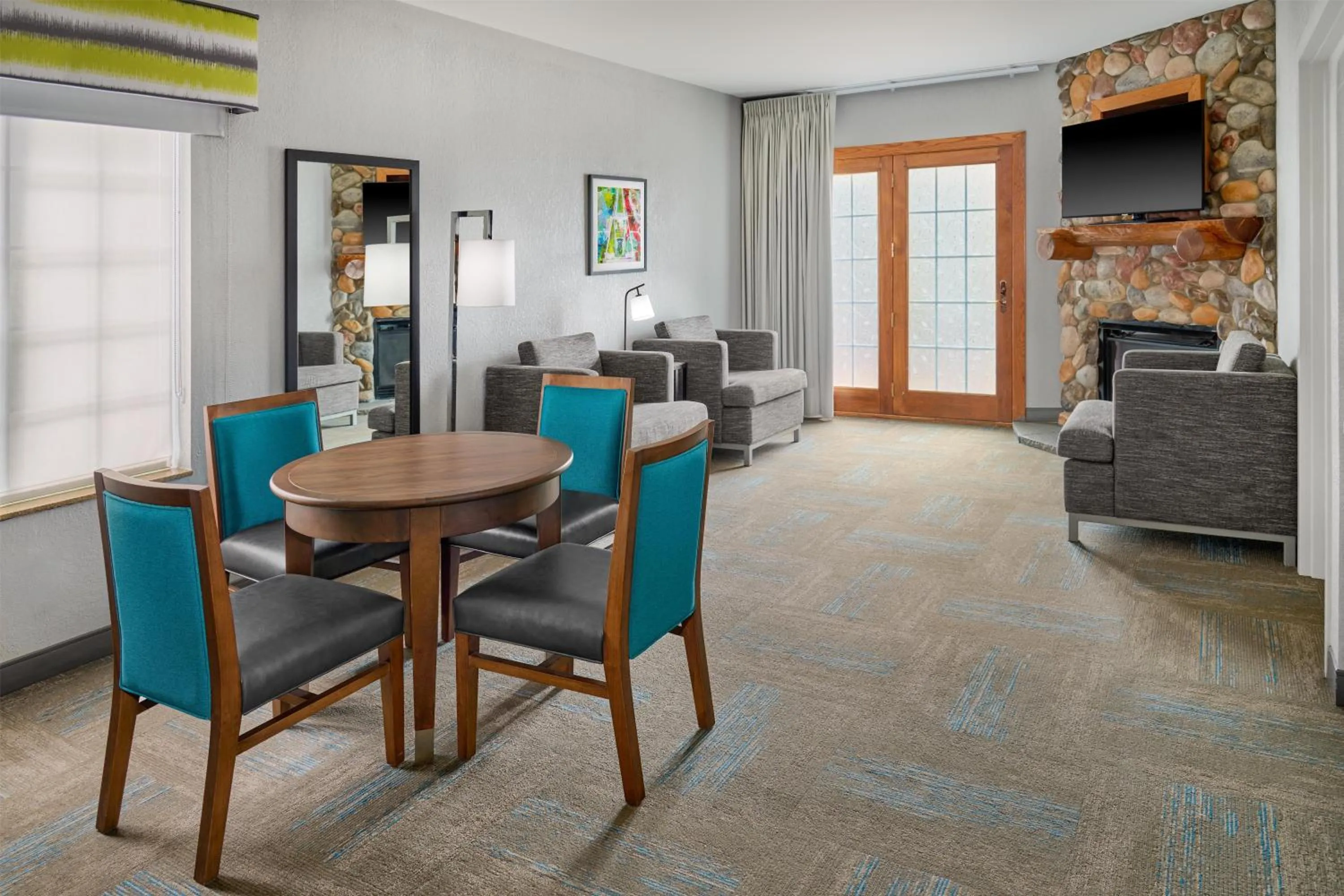 Living room in Hampton Inn Kansas City The Legends