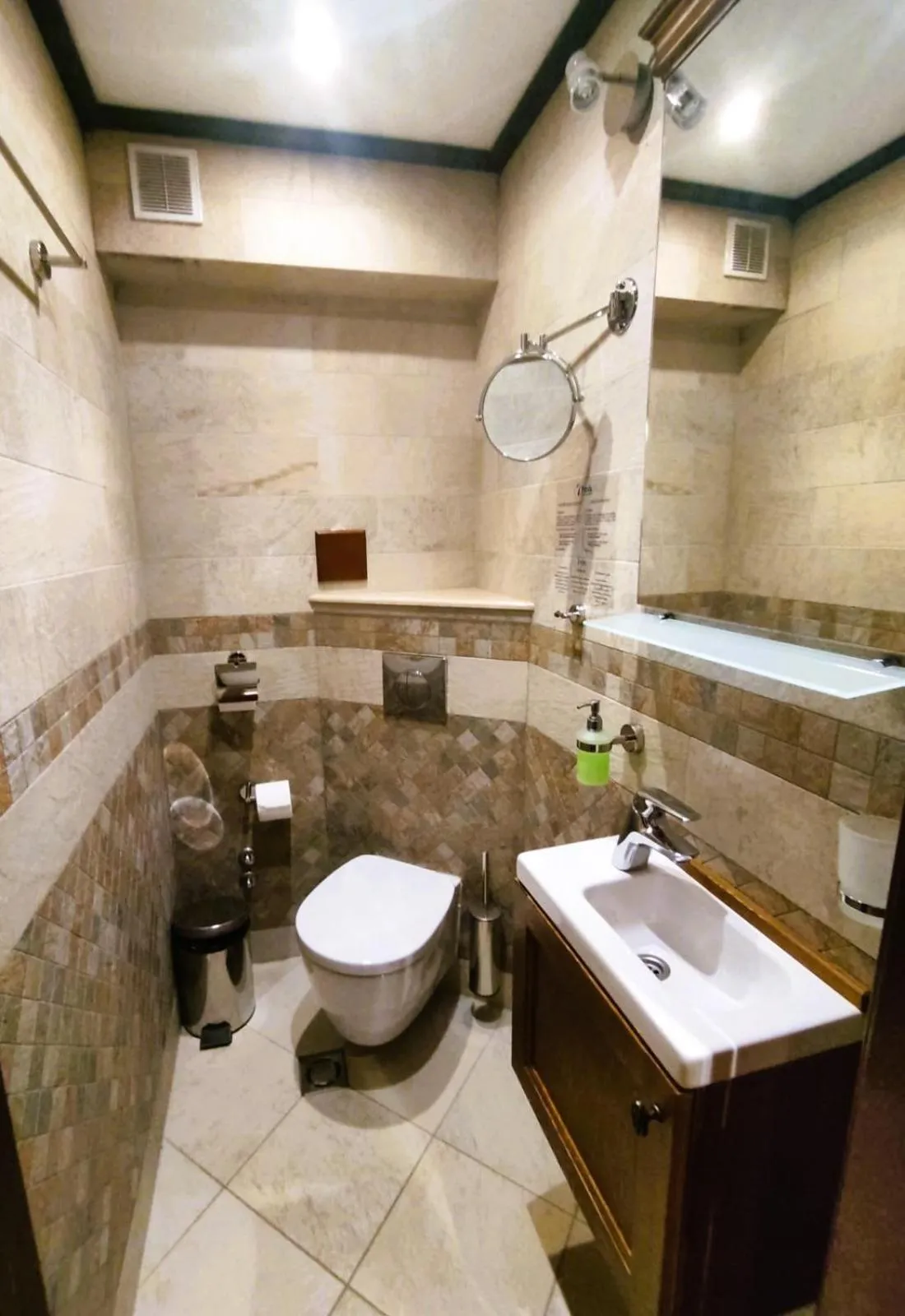 Toilet in 7 Pools SPA Boutique Hotel