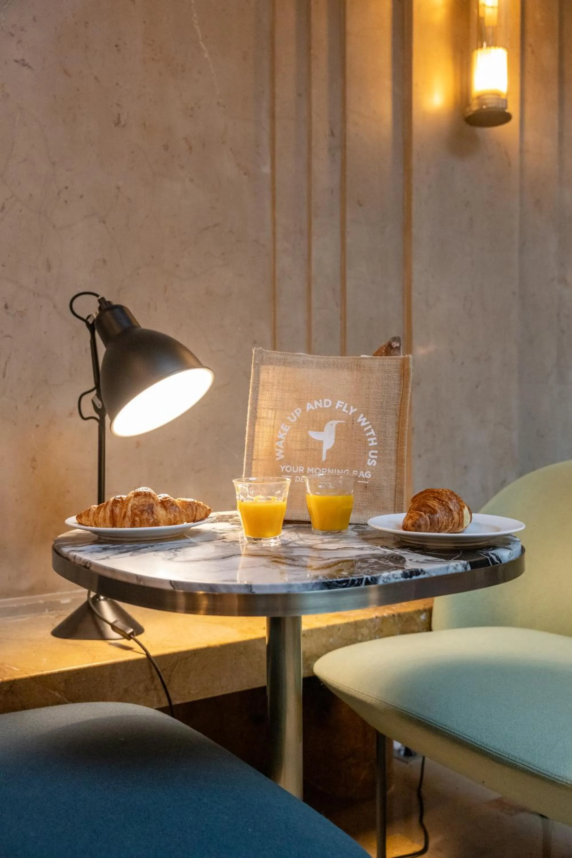 Breakfast in Deskopolitan House