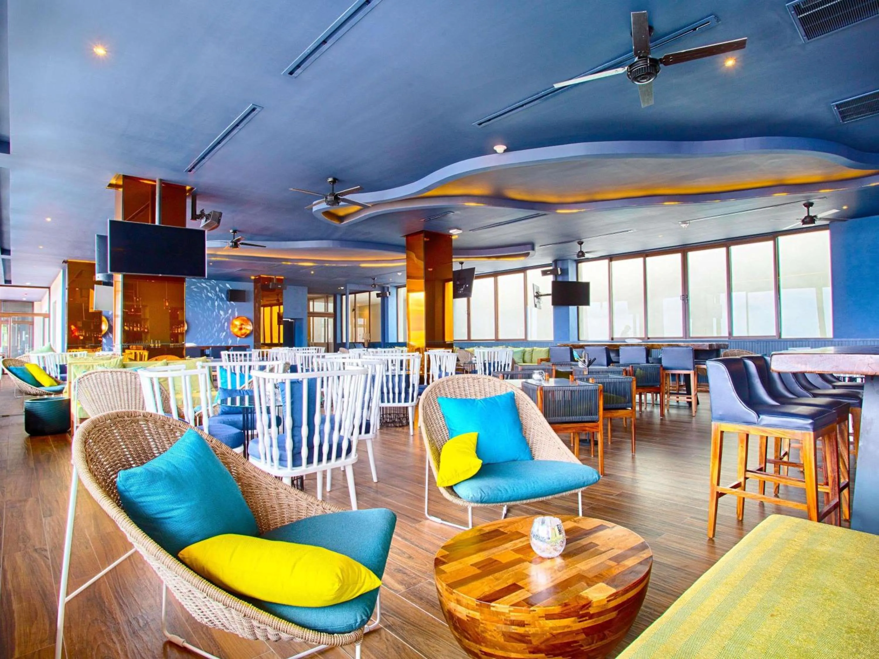 Lounge or bar in Armony Marival Resort & Spa Punta de Mita - MGallery collection