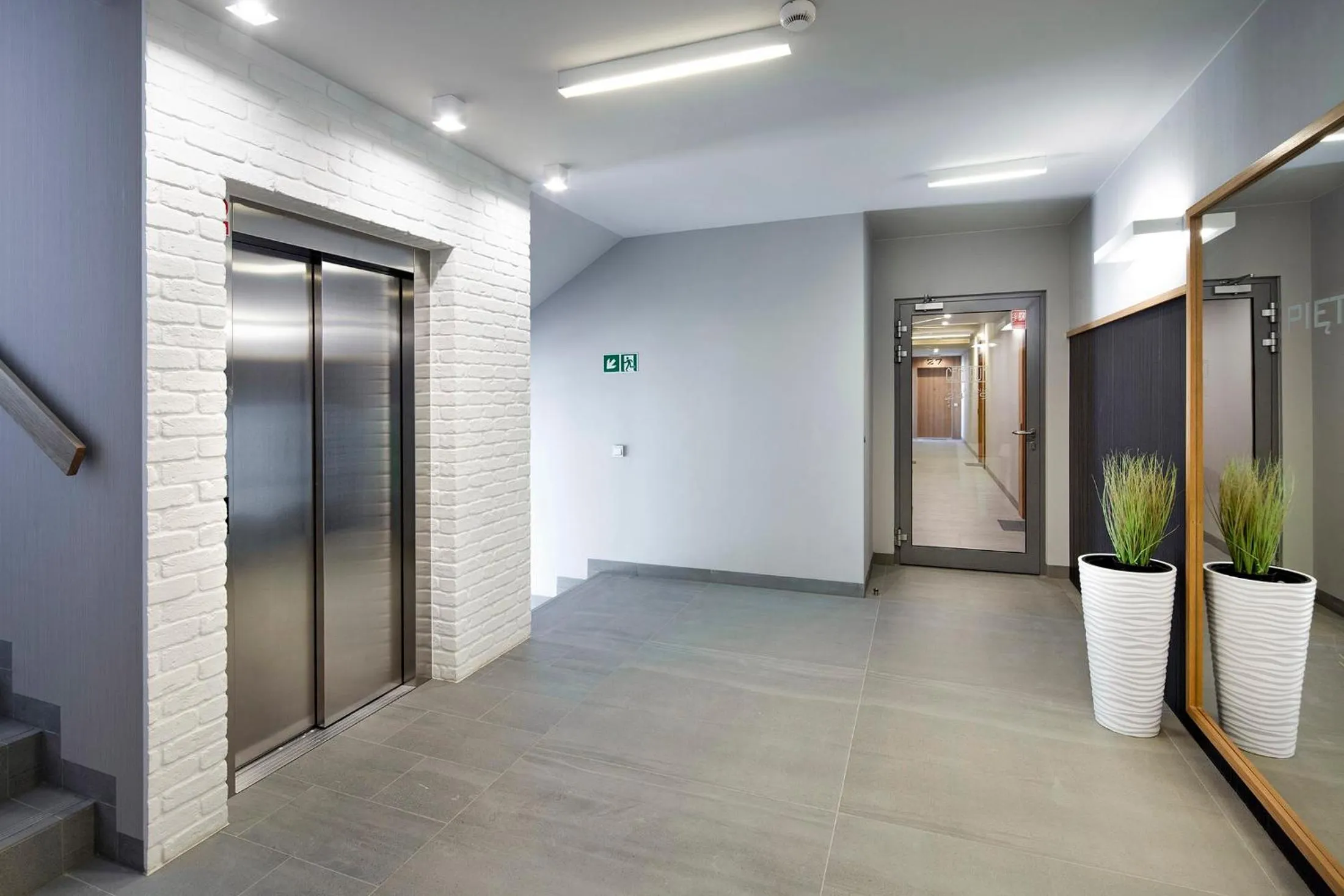 Facade/entrance in Sleepy3city Apartments Batorego 9 II