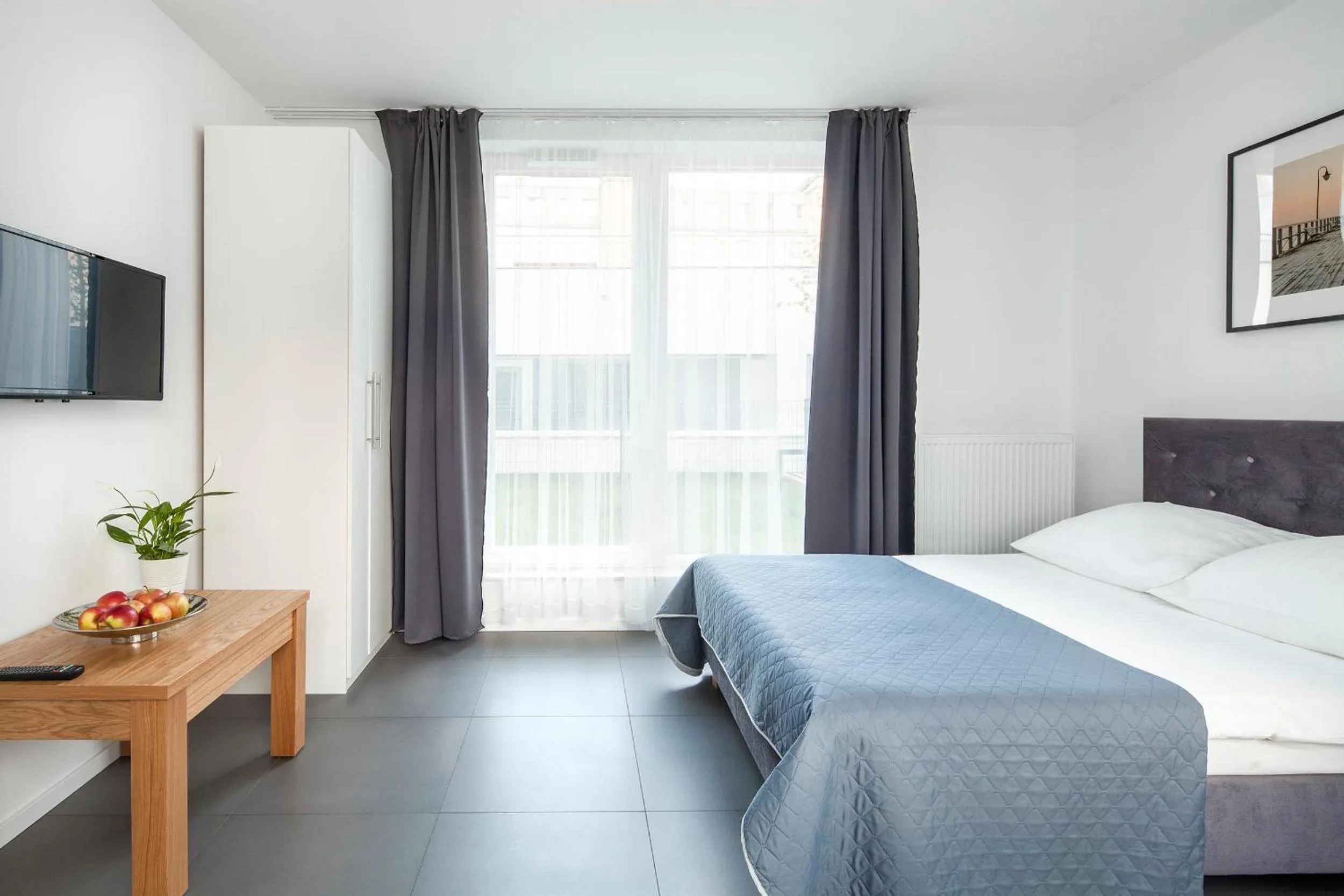 Bed in Sleepy3city Apartments Batorego 9 II