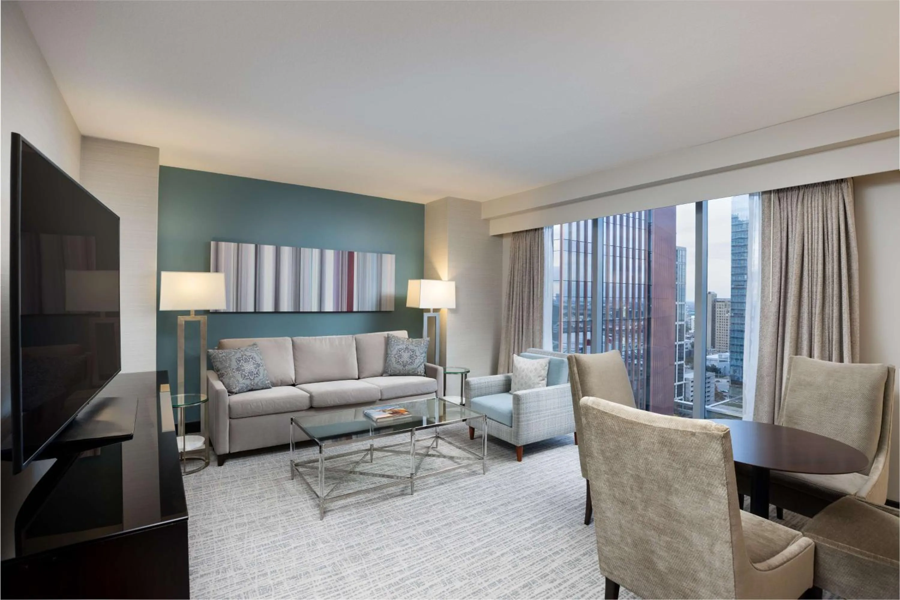 Living room in Hilton Americas - Houston