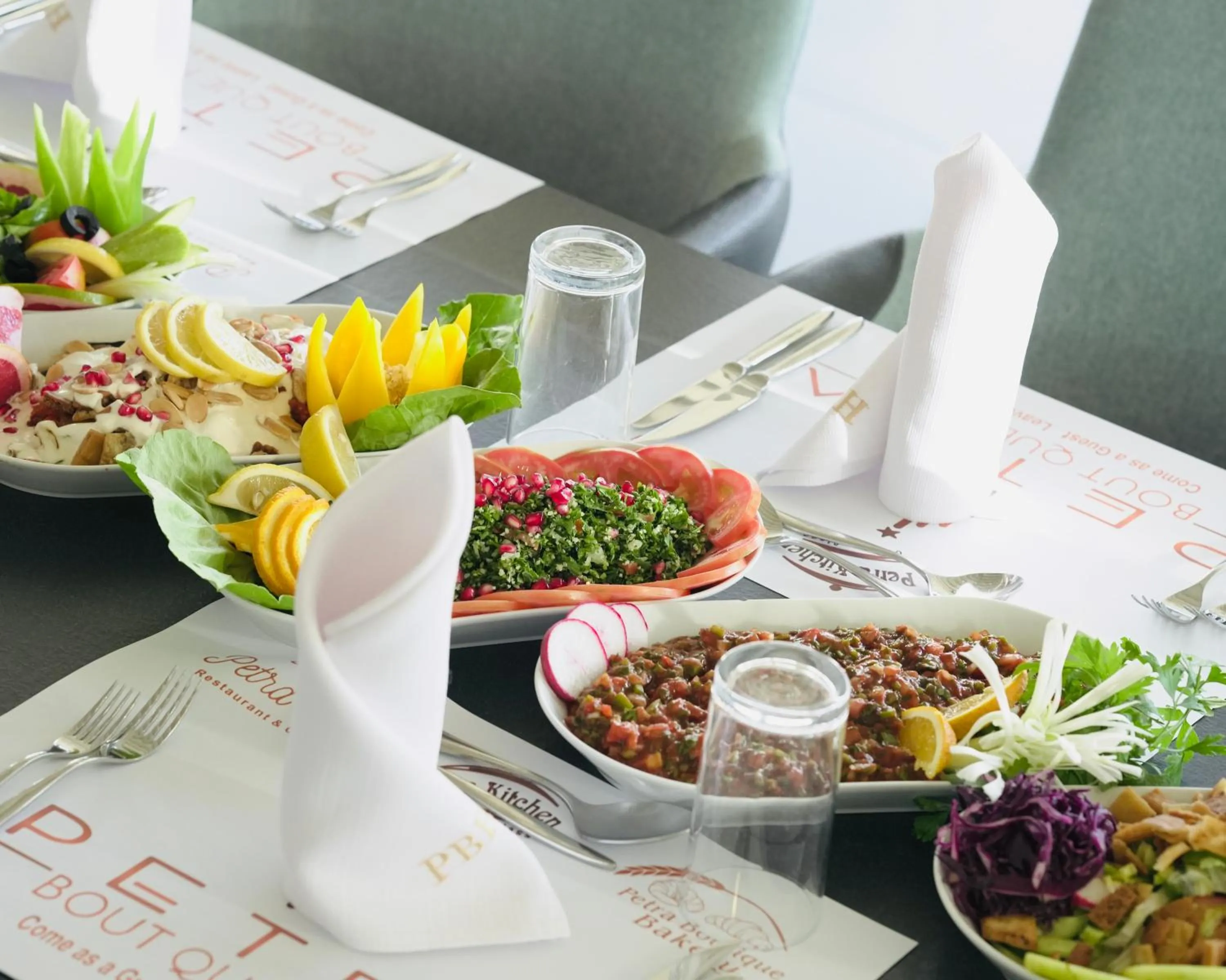 Food and drinks in Petra Boutique Hotel