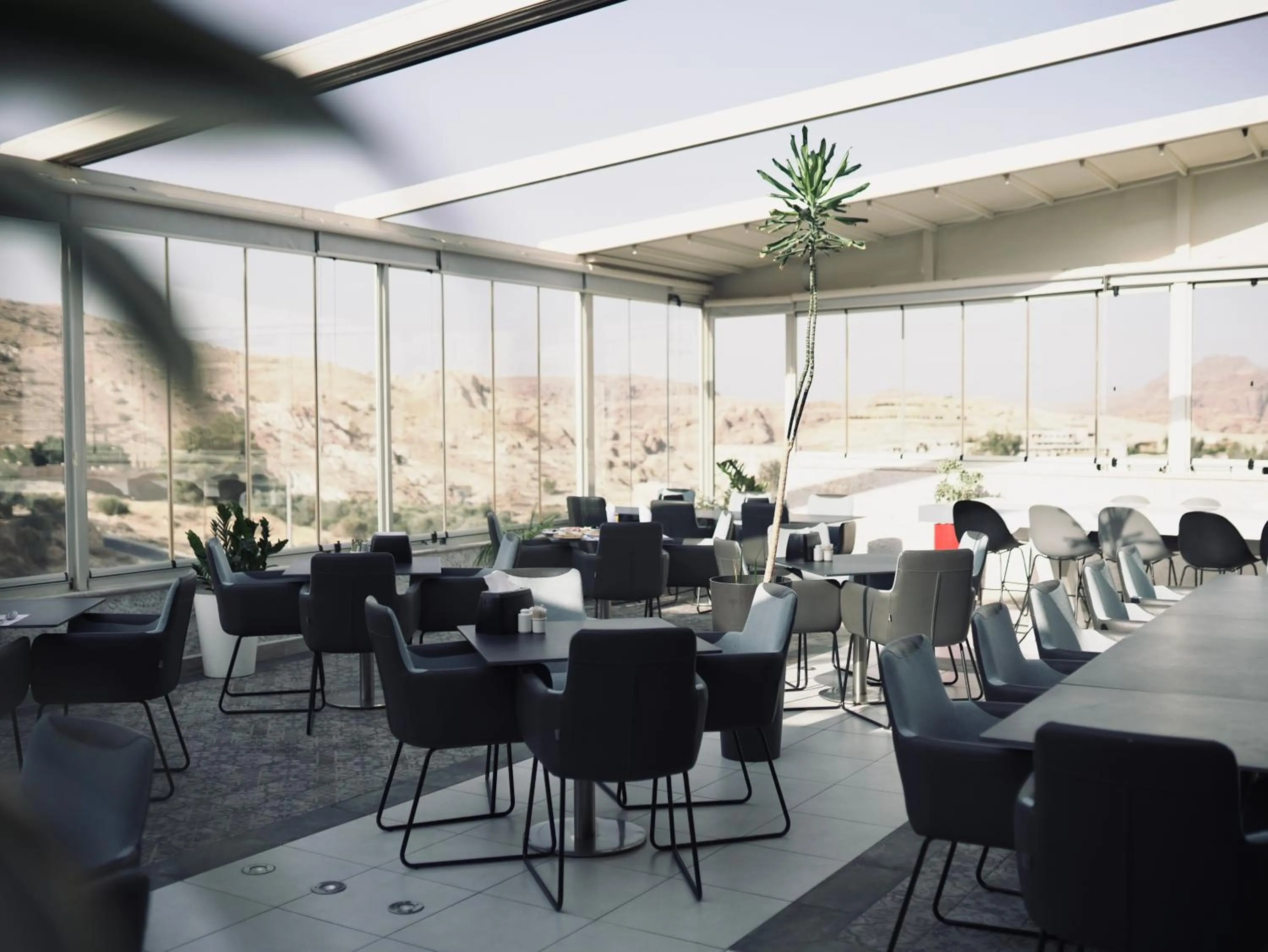 Restaurant/places to eat in Petra Boutique Hotel