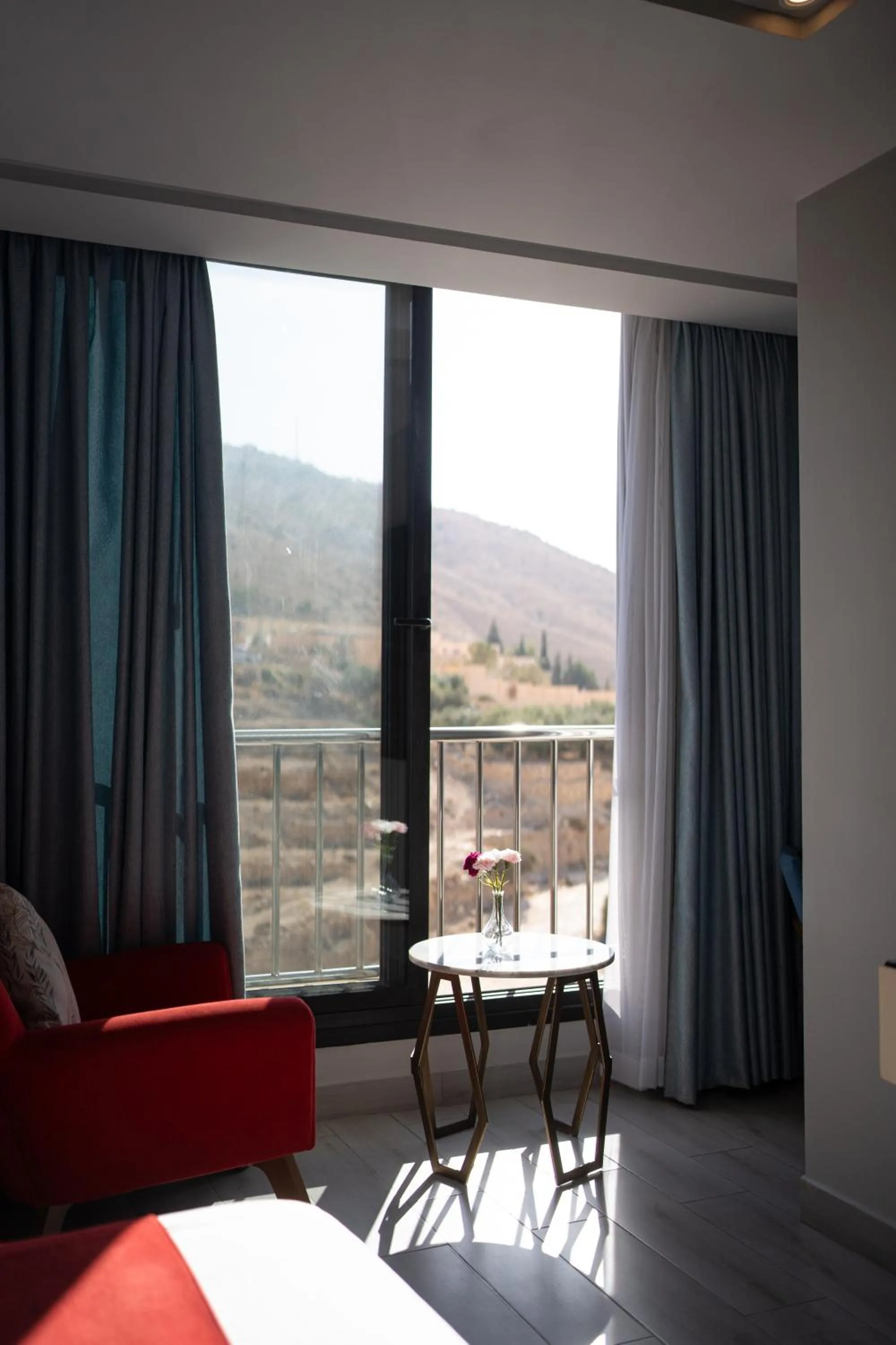 Mountain view, Bed in Petra Boutique Hotel