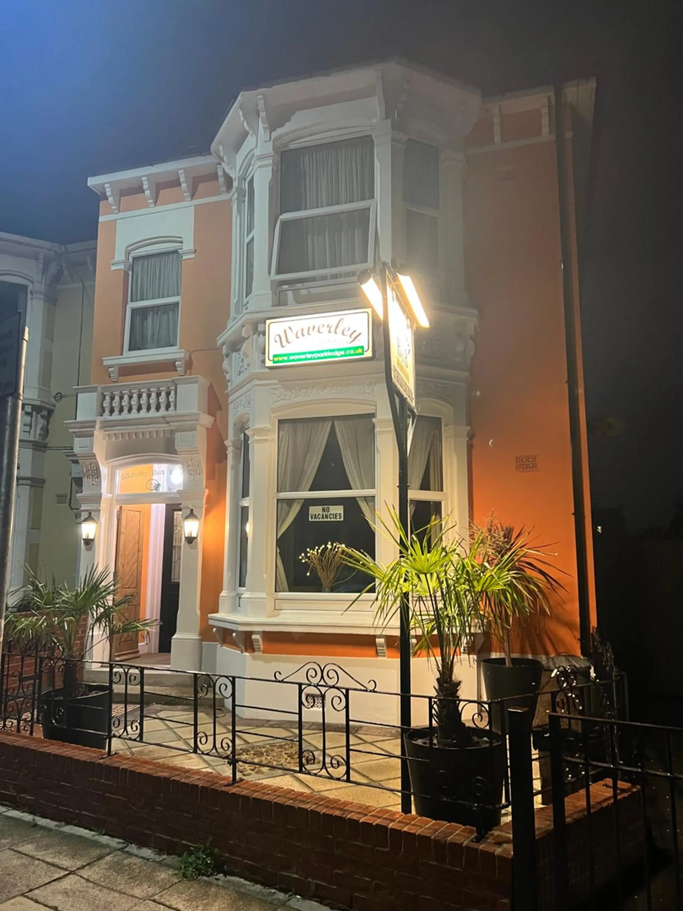 Property building in Waverley Park Lodge