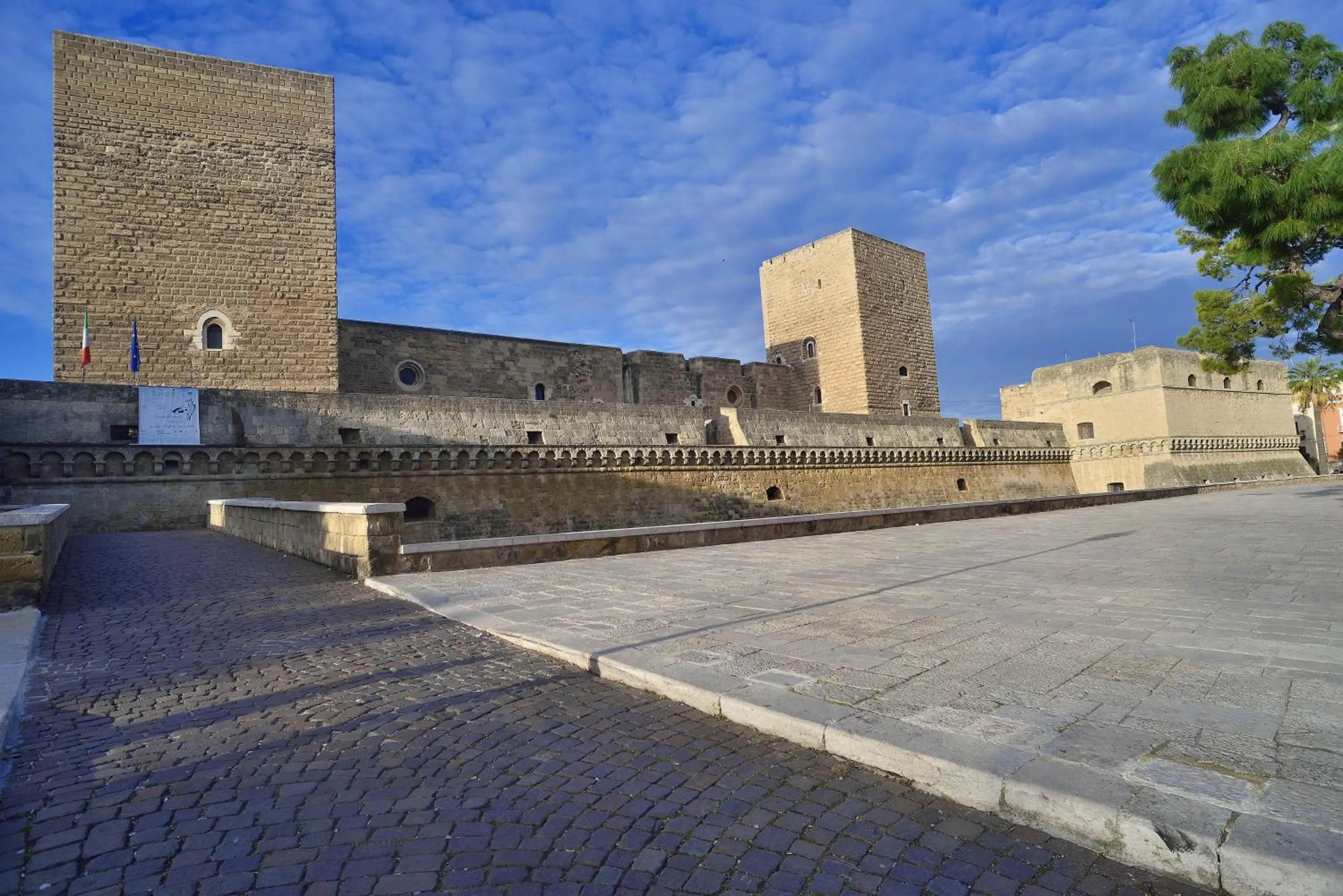 Nearby landmark in B&B Murex