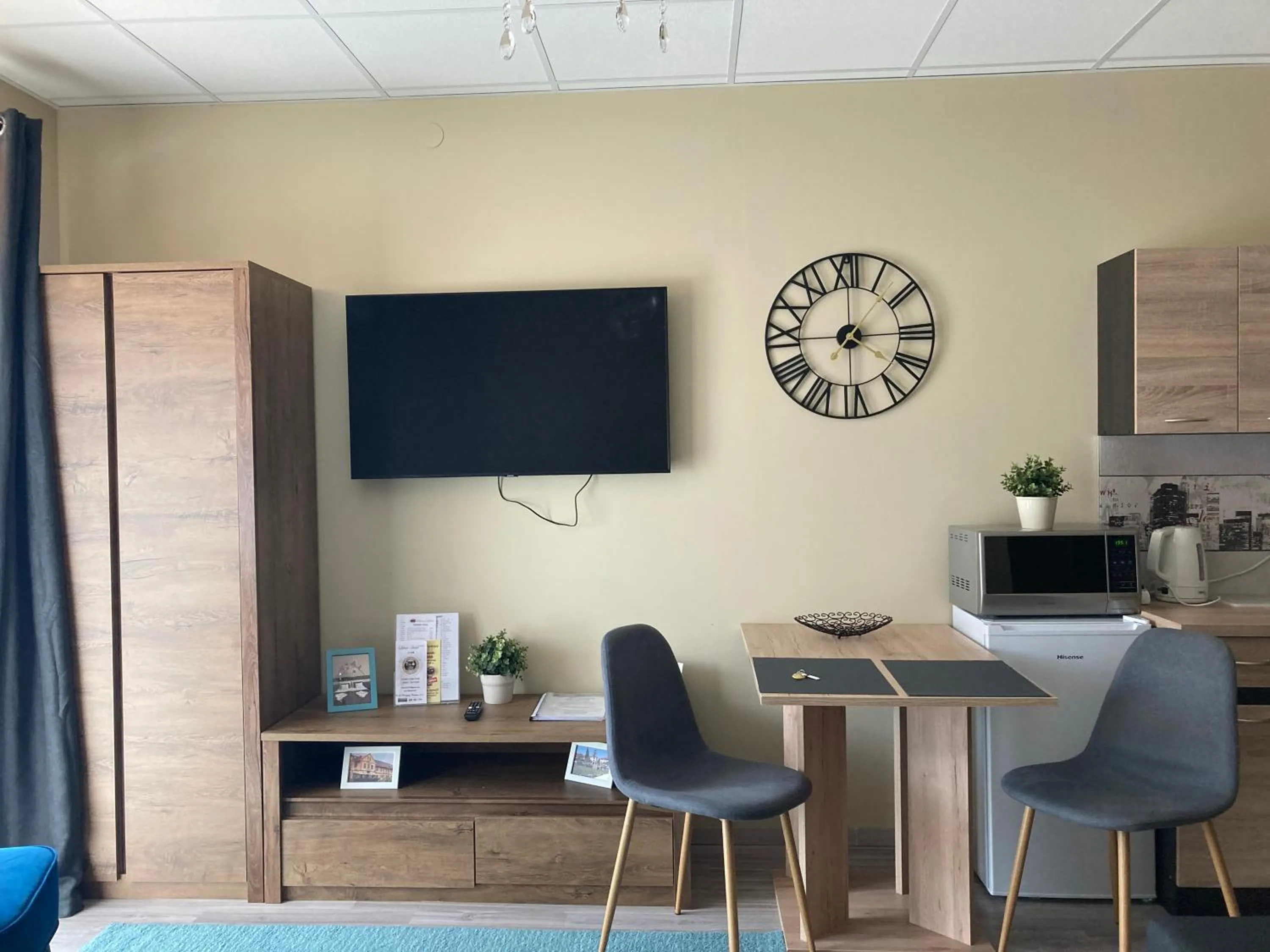 Photo of the whole room in Libra Hotel