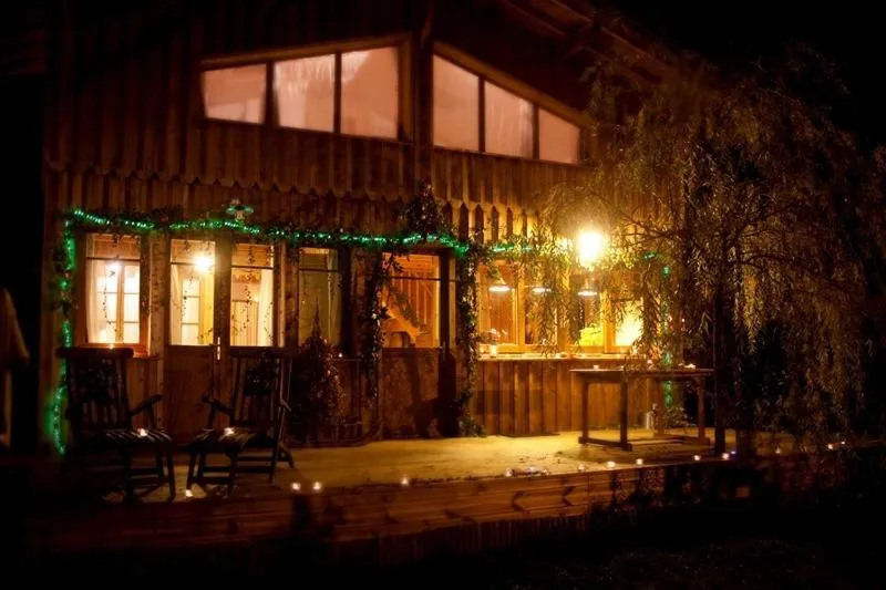 Facade/entrance in Chambres "Au Jardin"