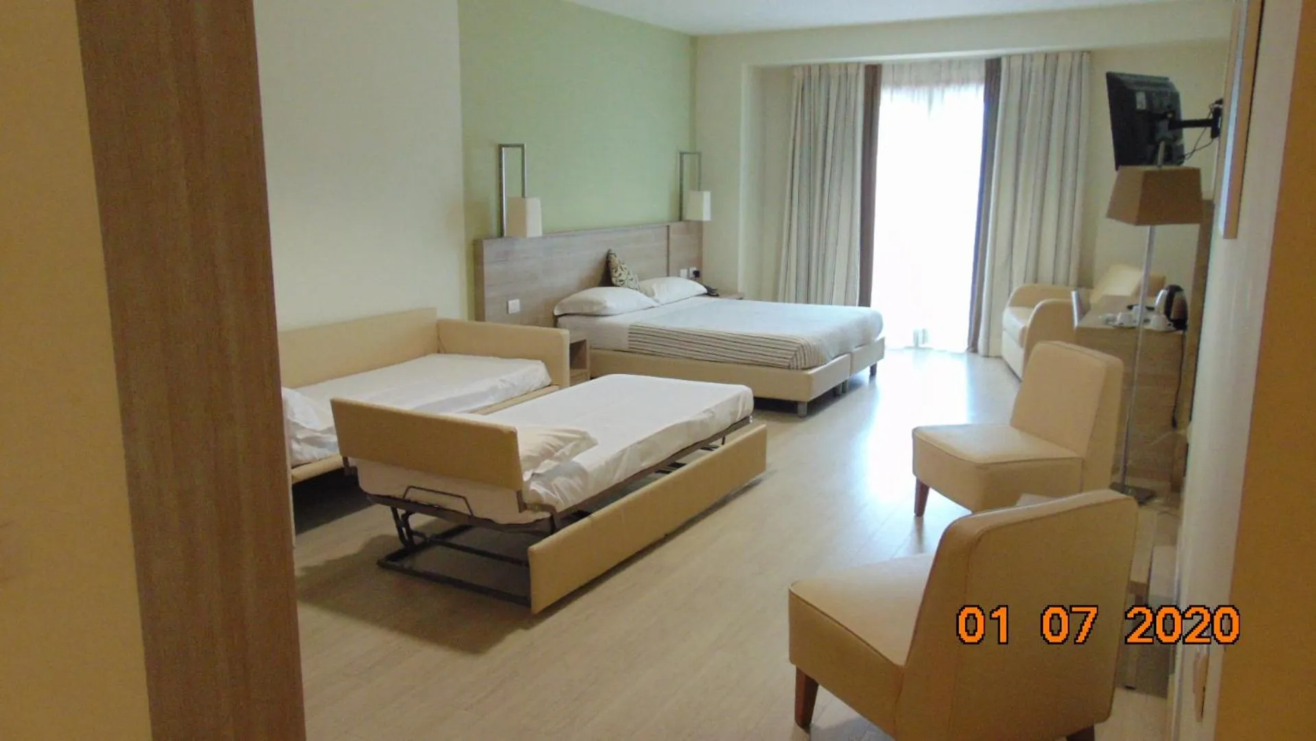 Bed in Turin Airport Hotel & Residence