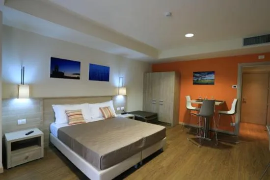 Photo of the whole room, Bed in Turin Airport Hotel & Residence