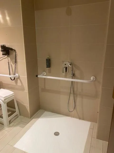 Hotel La Nuova Rotaia