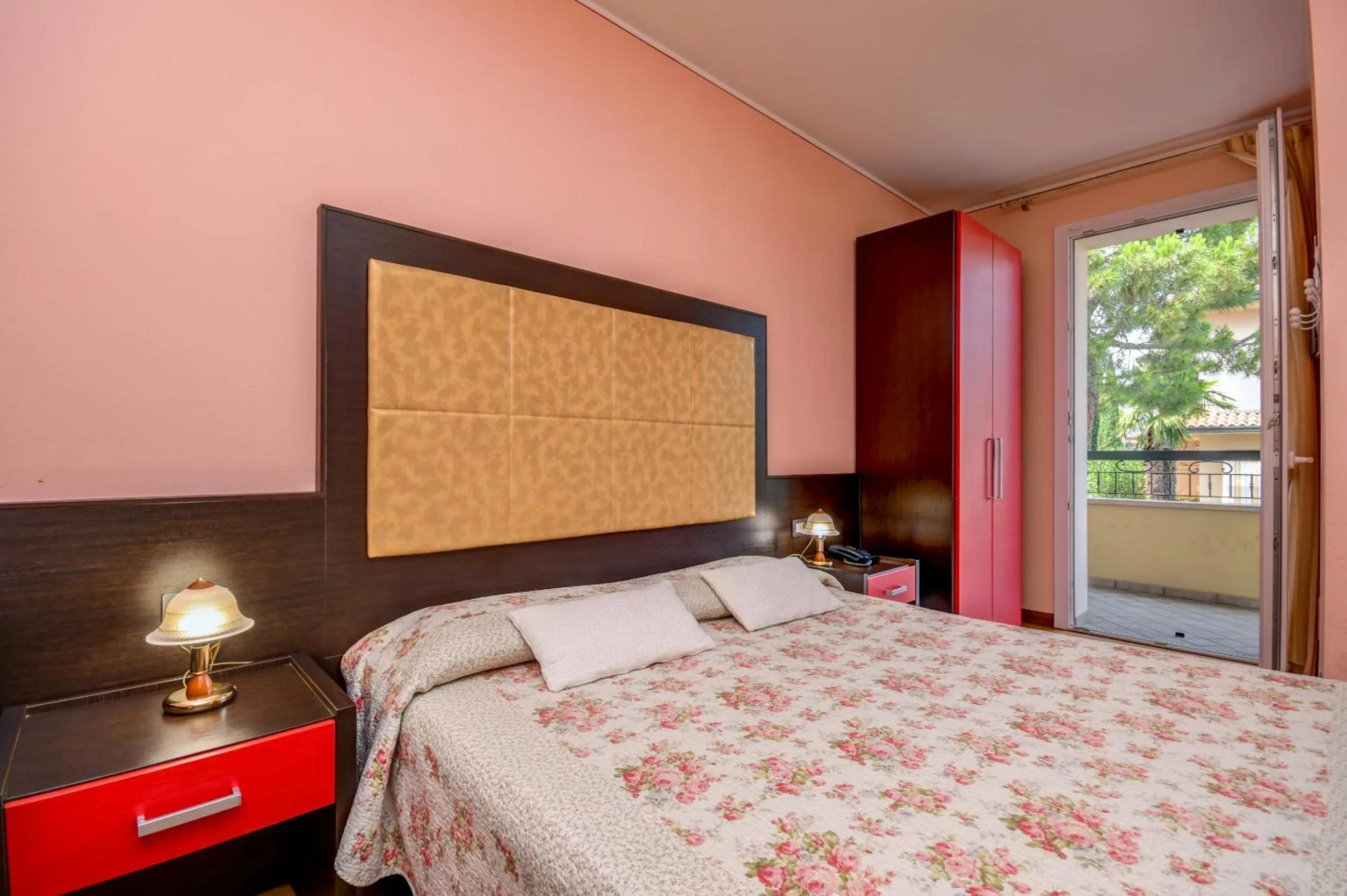 Bedroom, Bed in B&B America