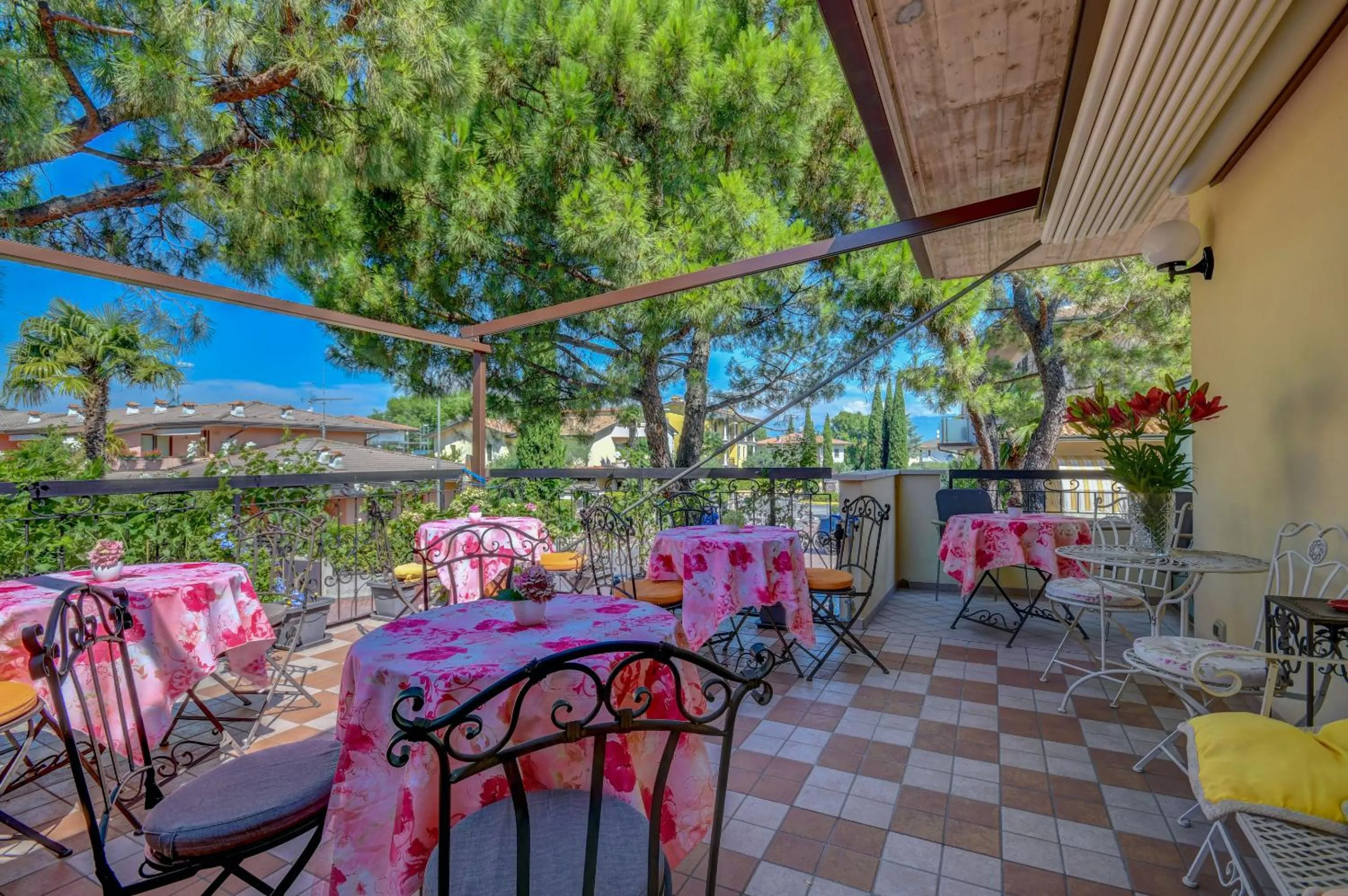 Patio in B&B America