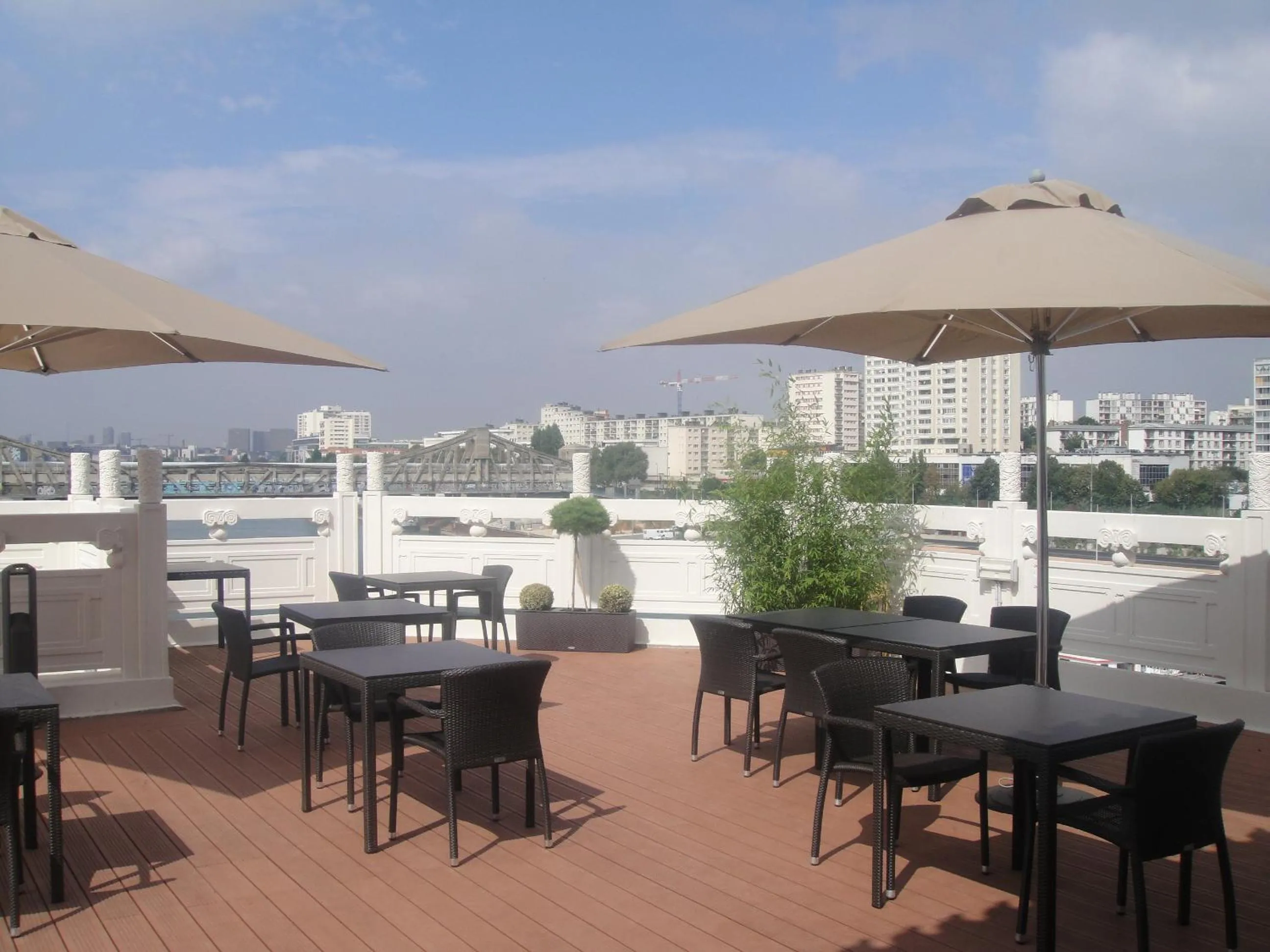 View (from property/room) in Hôtel Huatian Chinagora