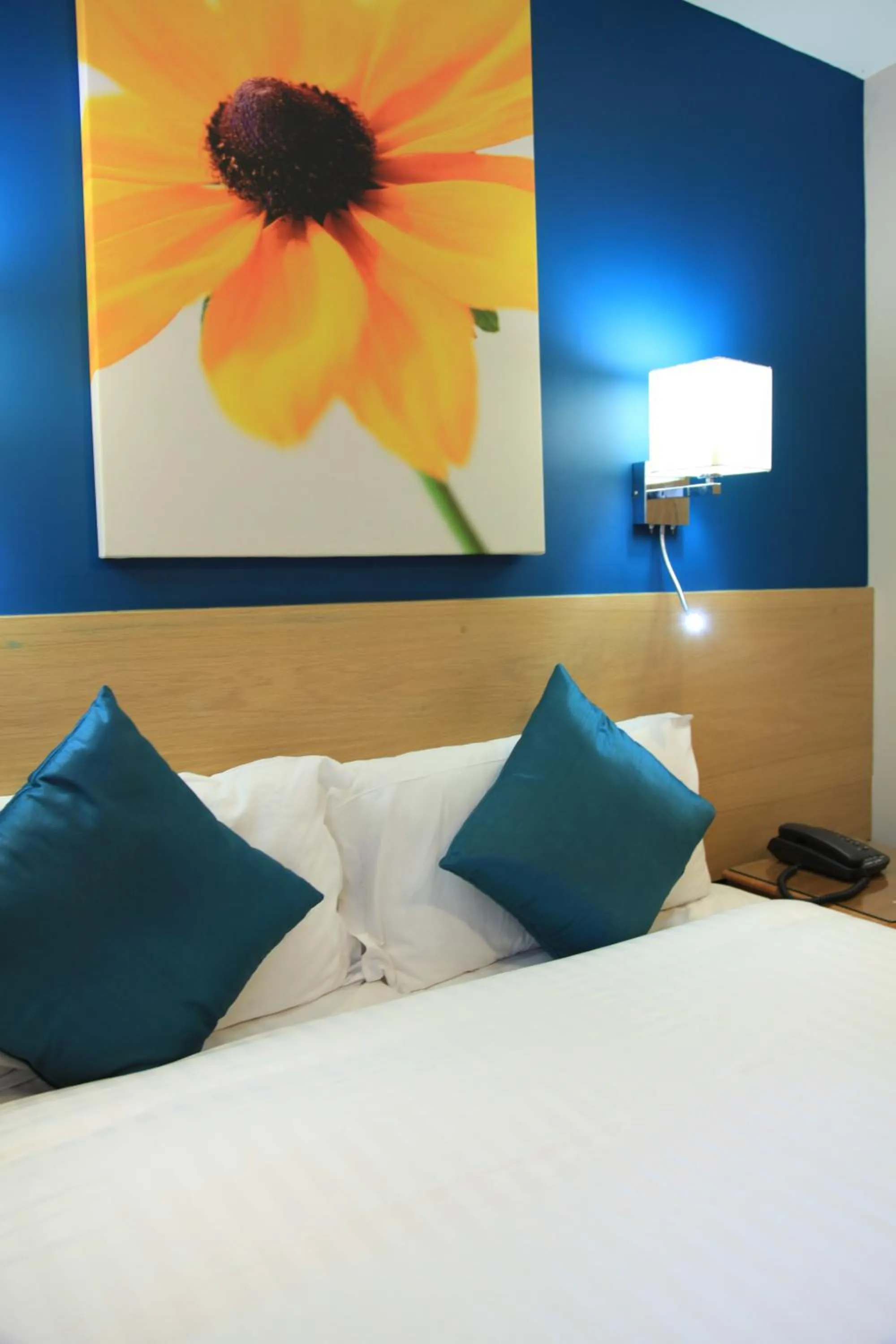 Bed in Sheriff Hotel